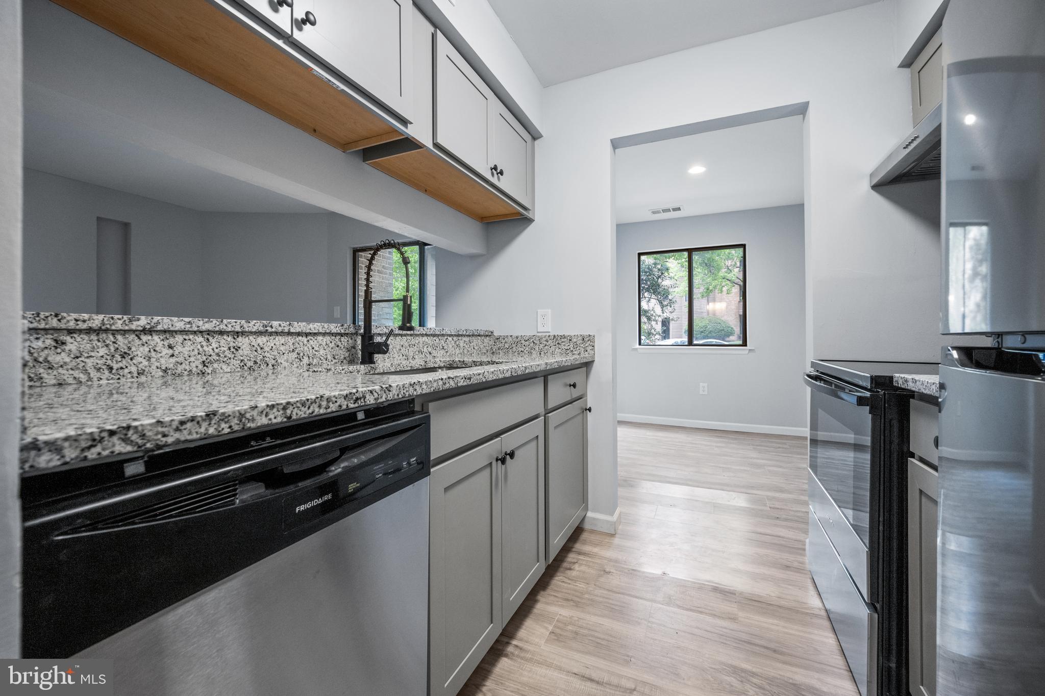 TOWN CENTER - Residential