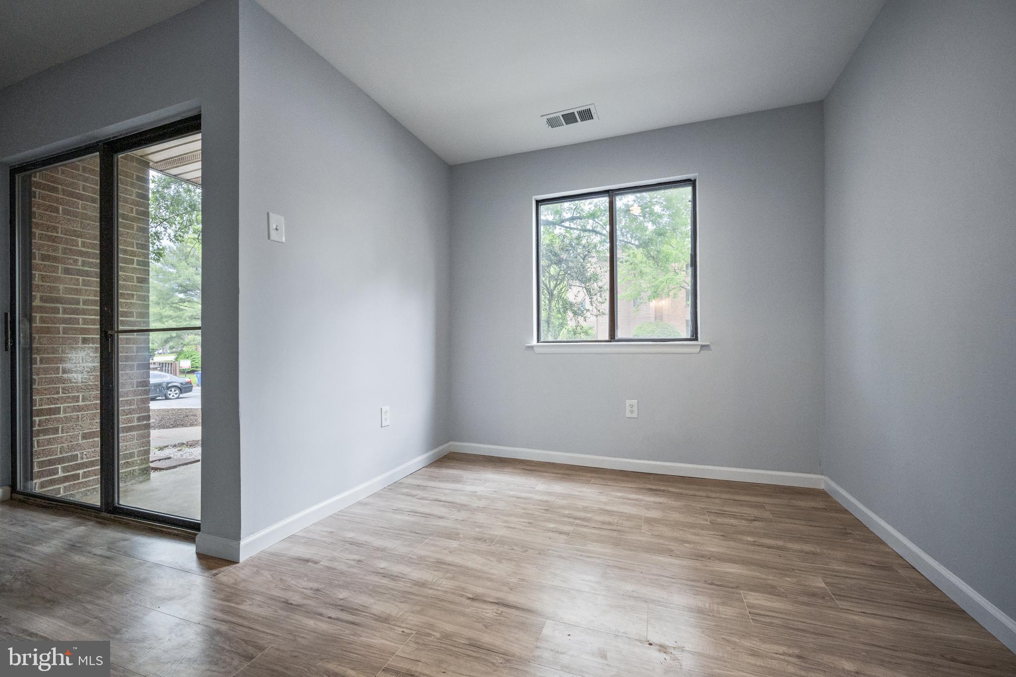 TOWN CENTER - Residential