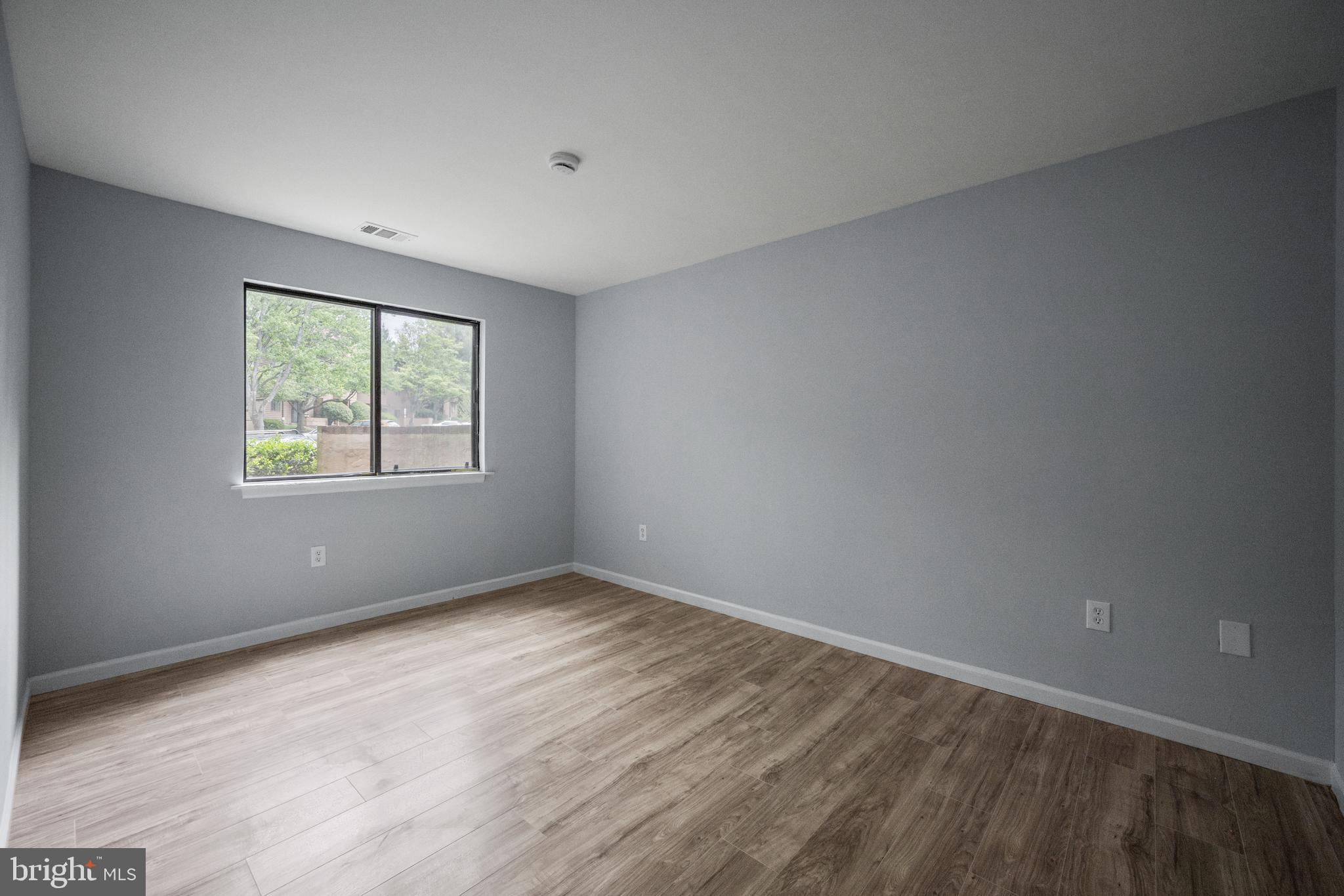 TOWN CENTER - Residential