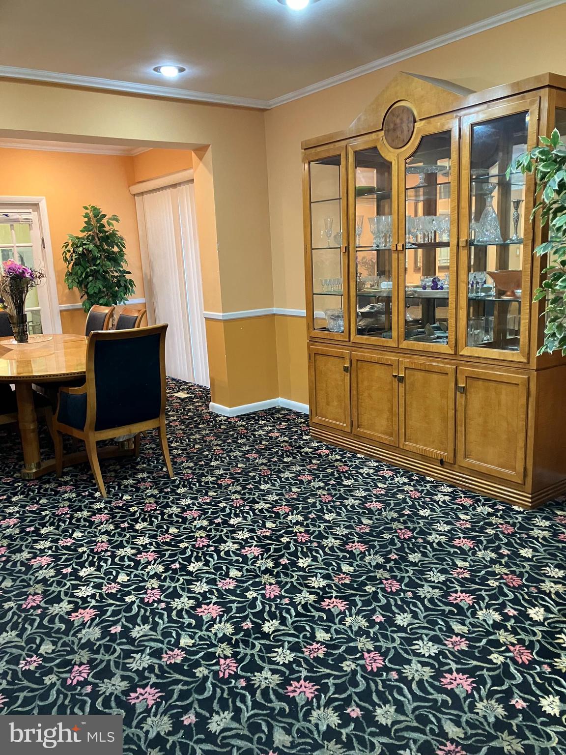 CROSS COUNTRY - Residential