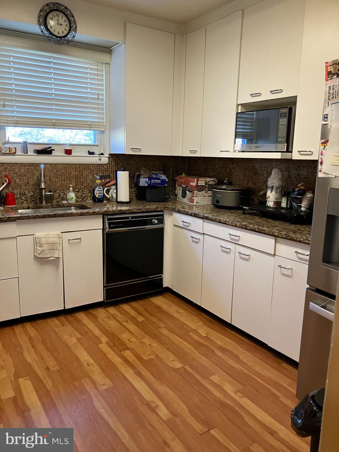 CROSS COUNTRY - Residential