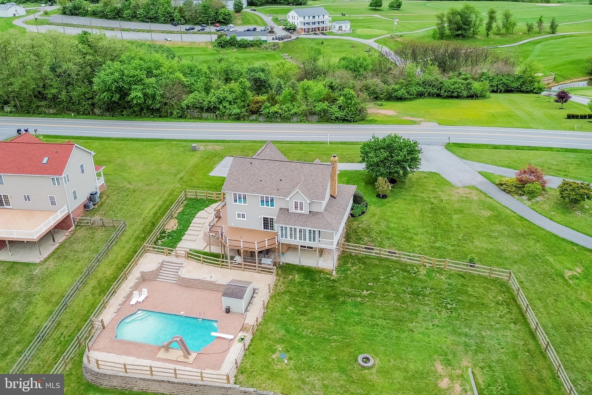 BREEZEWOOD ESTATES - Residential