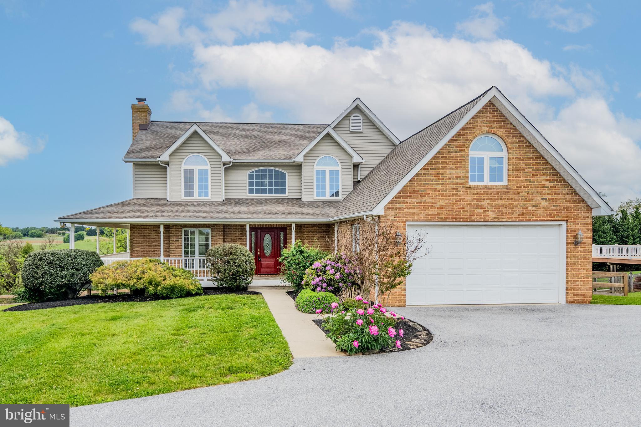 BREEZEWOOD ESTATES - Residential