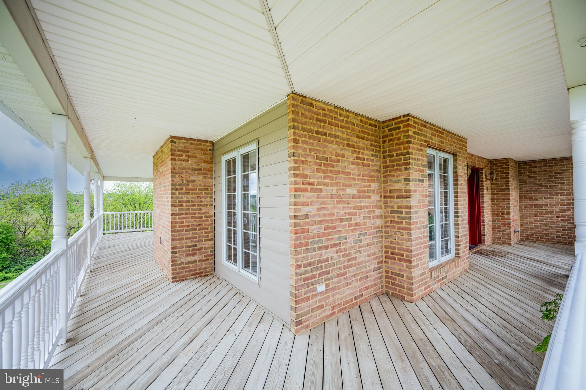 378 PLANKWOOD DRIVE