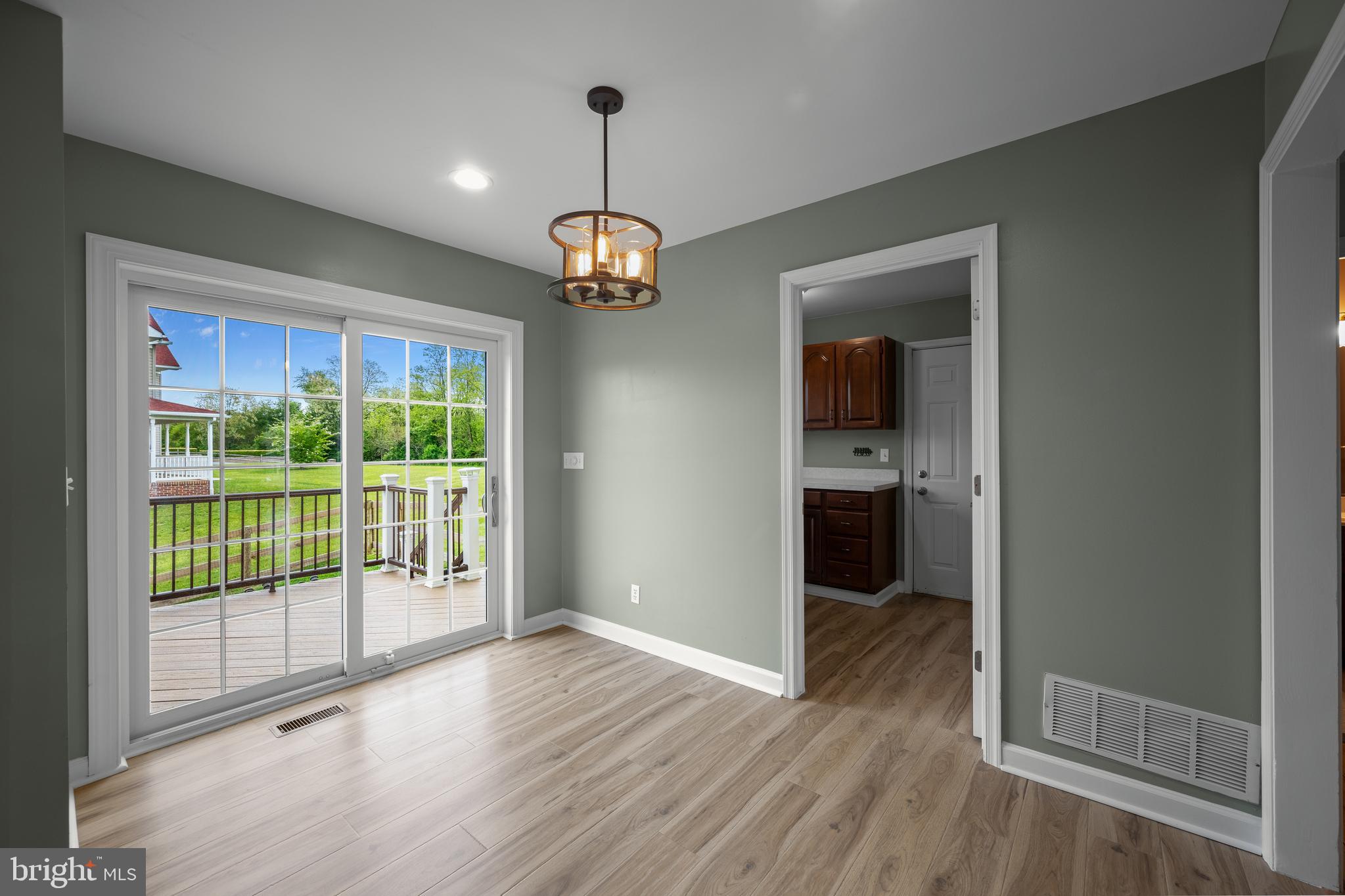 BREEZEWOOD ESTATES - Residential
