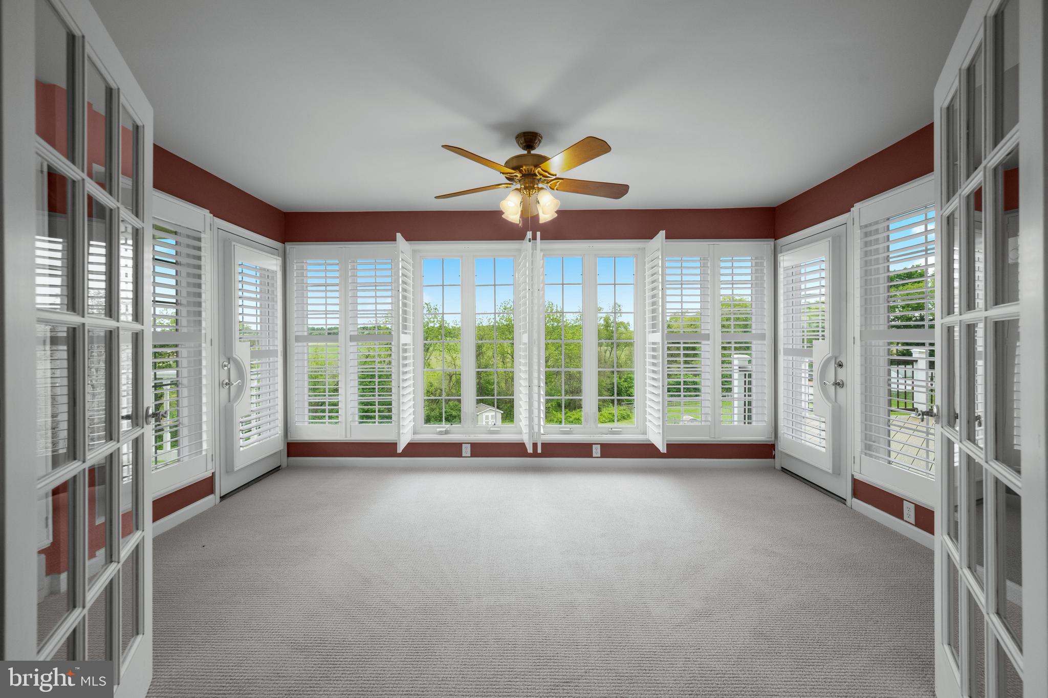 BREEZEWOOD ESTATES - Residential