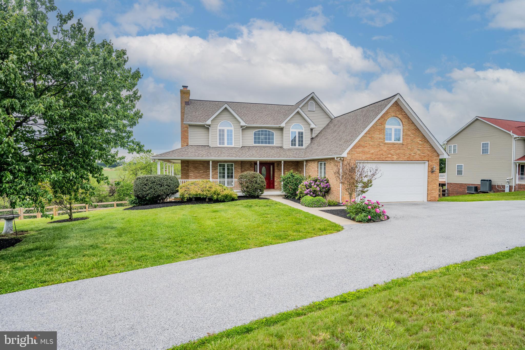 BREEZEWOOD ESTATES - Residential