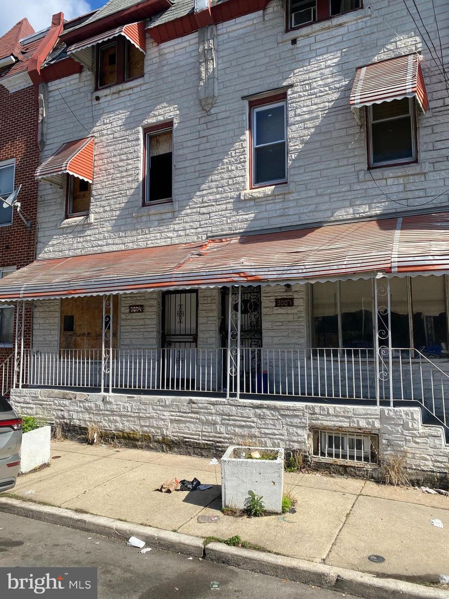 This a rare opportunity 2 properties together for a total combined price of $300,000. This sale includes both 3007 AND 3009 W Susquehanna, with a combination of 4332 square feet inside 3 stories, and at least 10 bedrooms combined, possible more. This a complete shell, enter at own risk and selling as is.