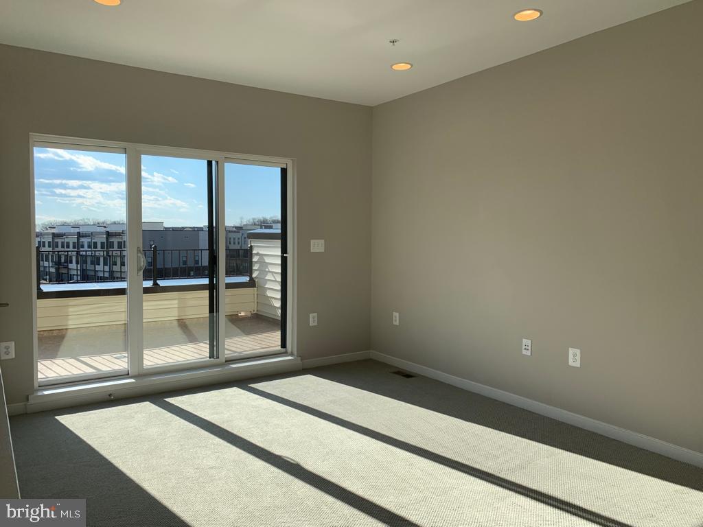 BRAMBLETON LANDBAY 2 - Residential Lease