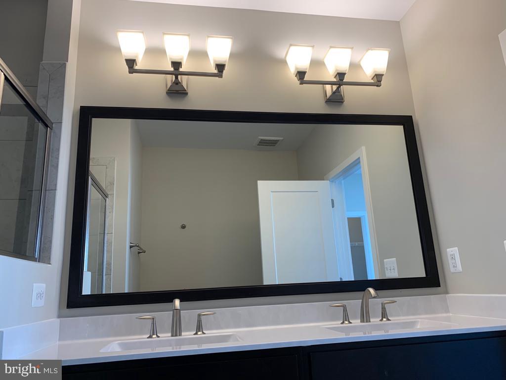 BRAMBLETON LANDBAY 2 - Residential Lease