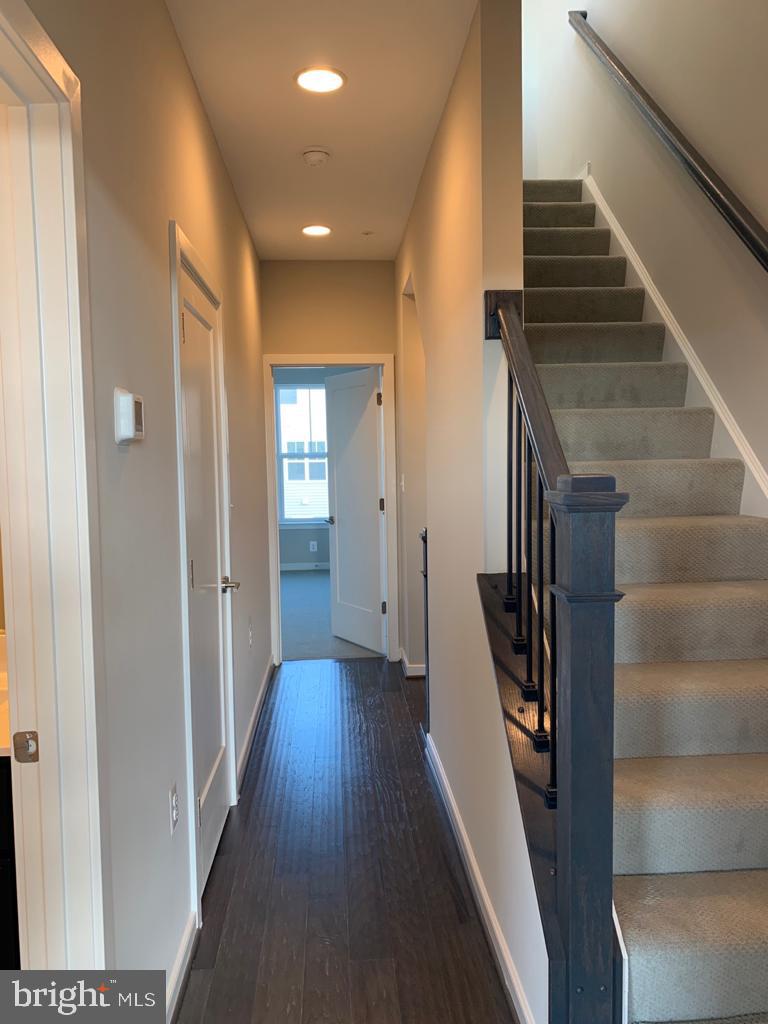 BRAMBLETON LANDBAY 2 - Residential Lease