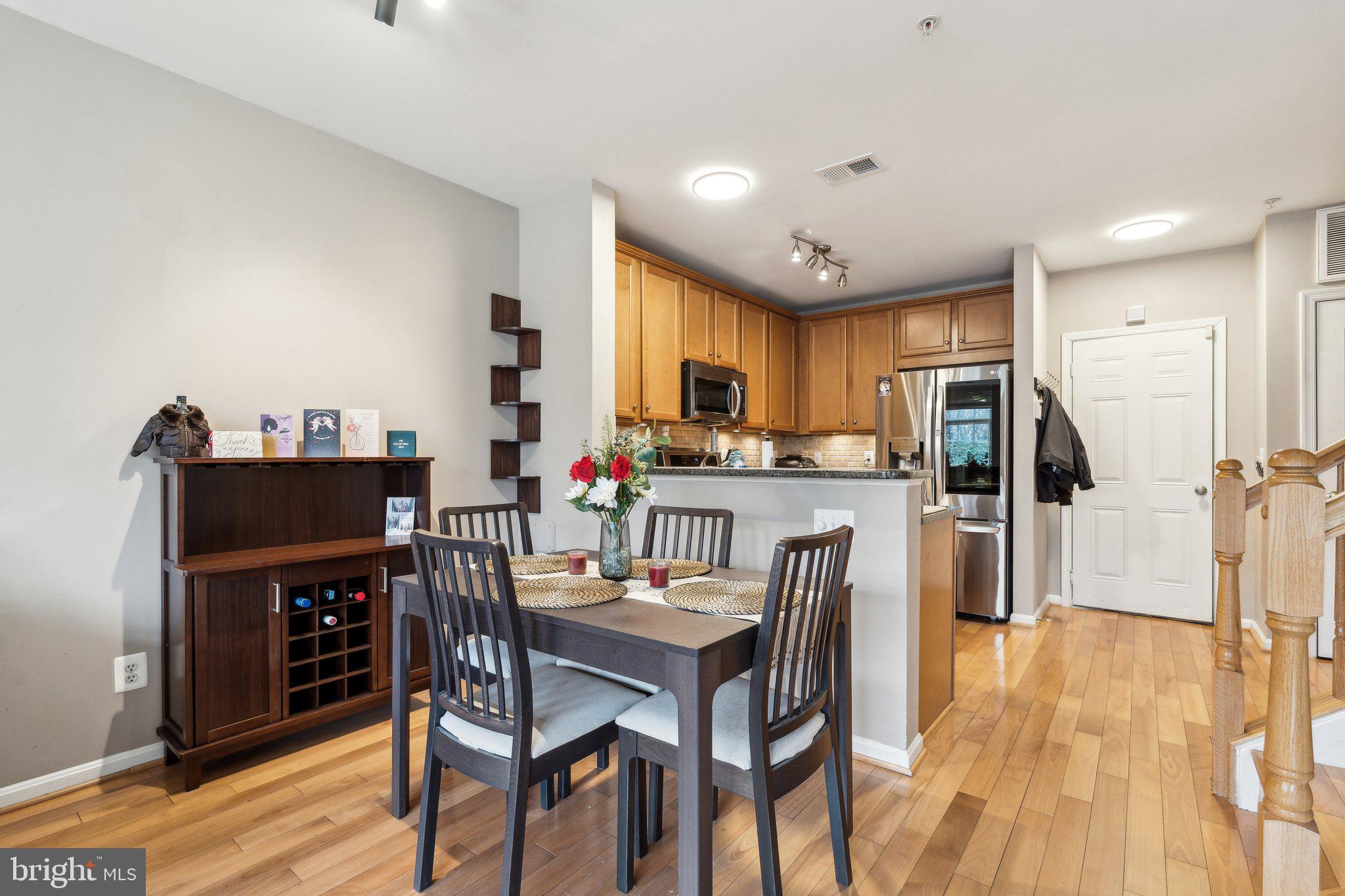 RESIDENCES AT BRAMBLETON - Residential Lease