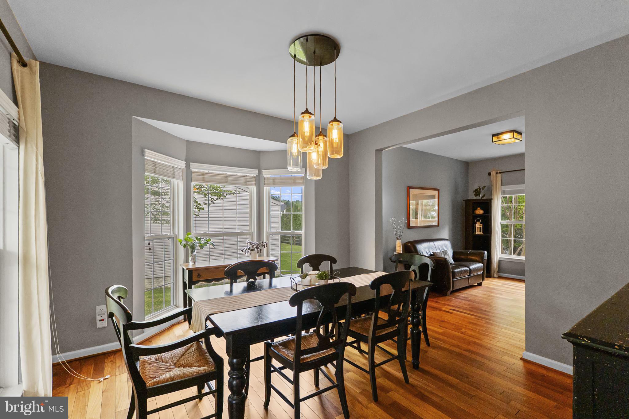 KINGSVIEW RIDGE - Residential