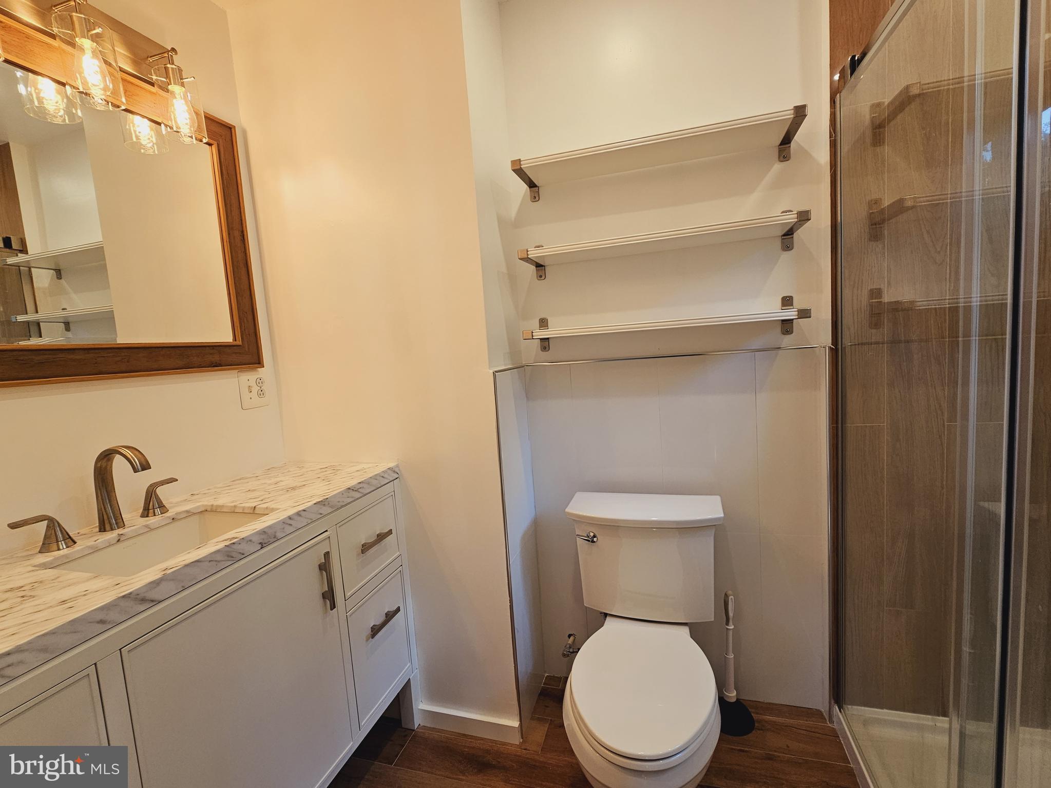 WEYANOKE - Residential Lease