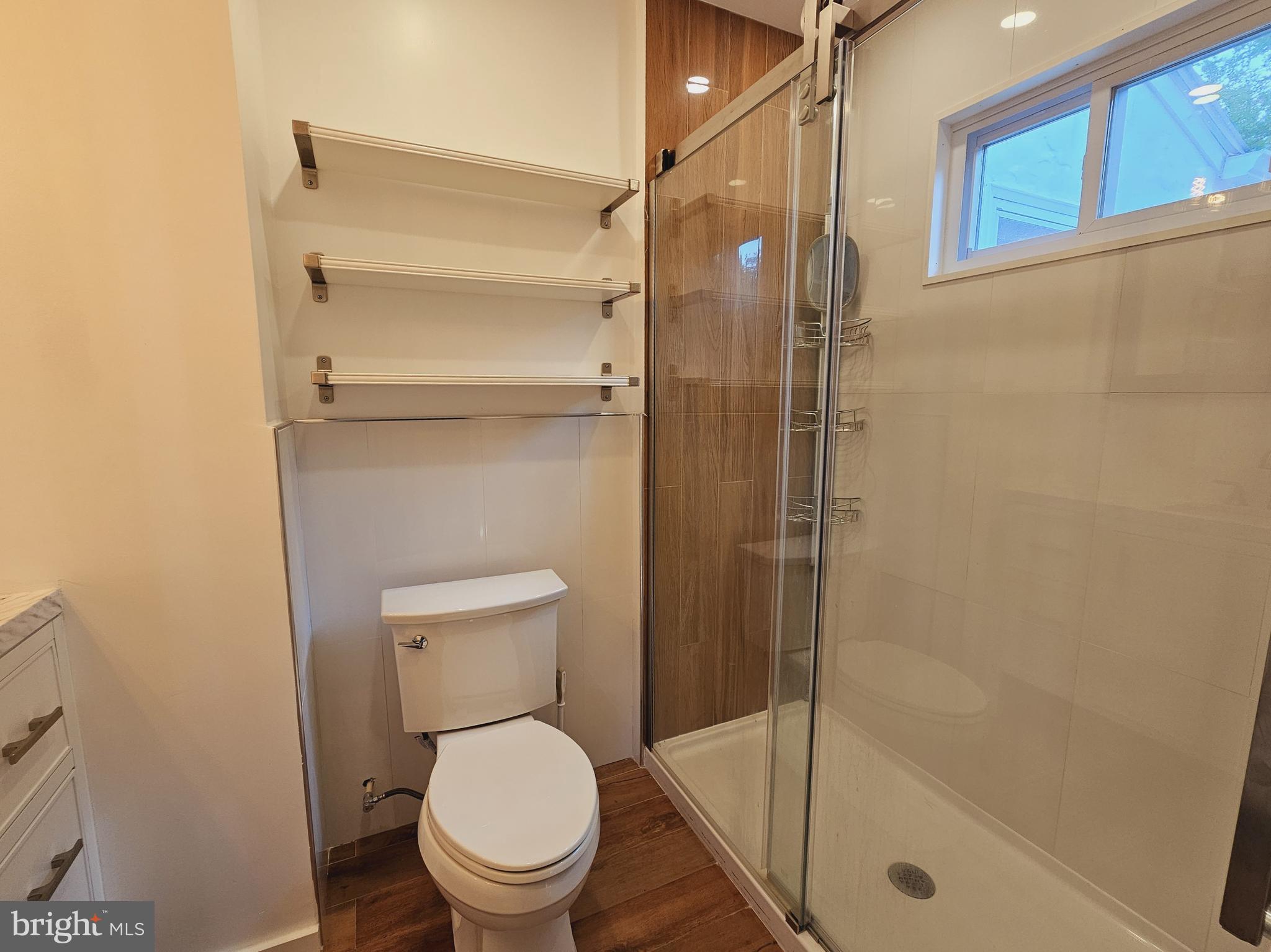 WEYANOKE - Residential Lease