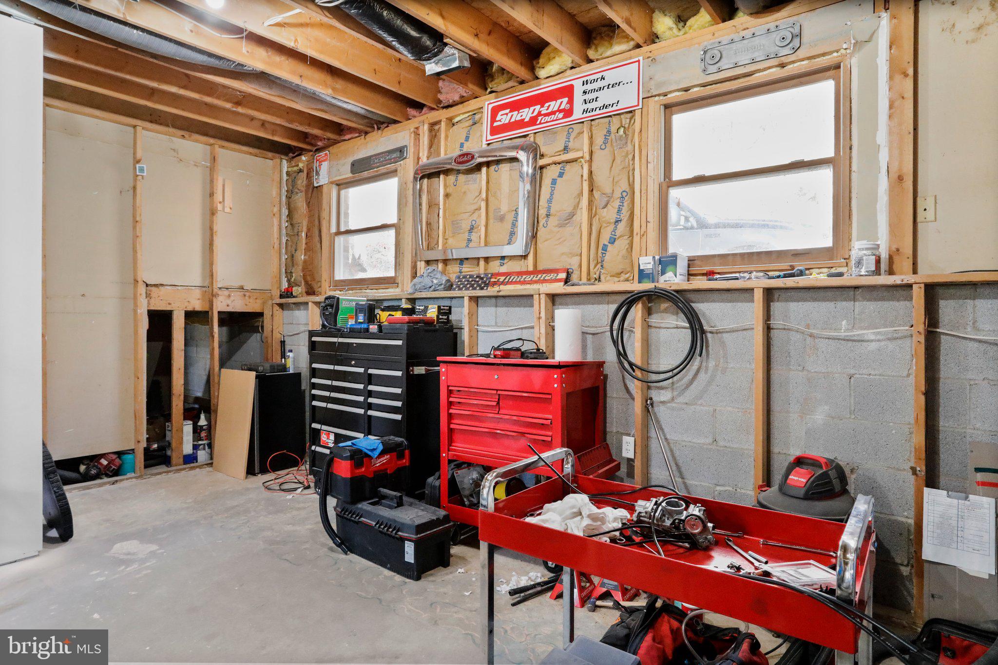 SKYLAND ESTATES - Residential