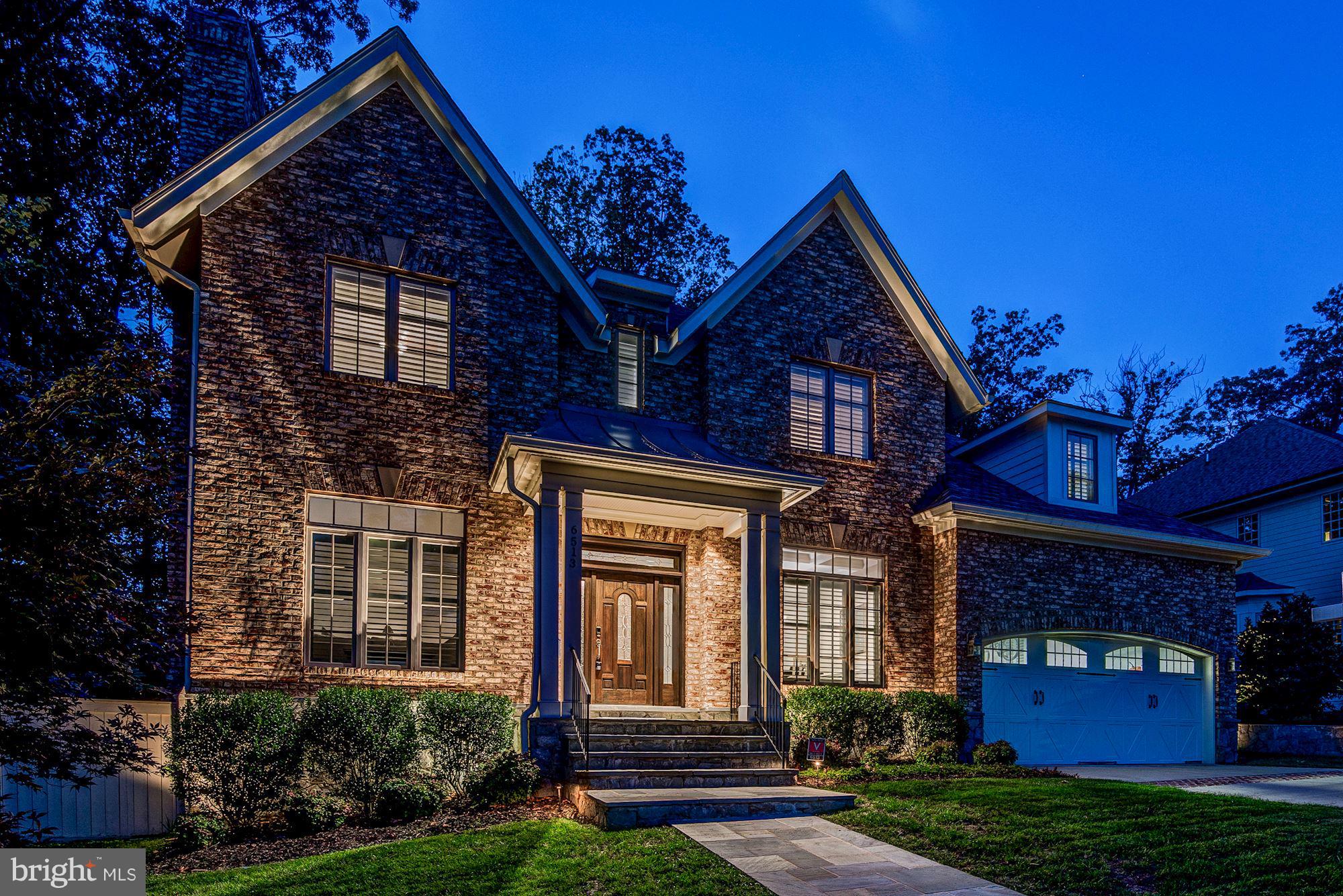 BERKSHIRE OAKWOOD - Residential