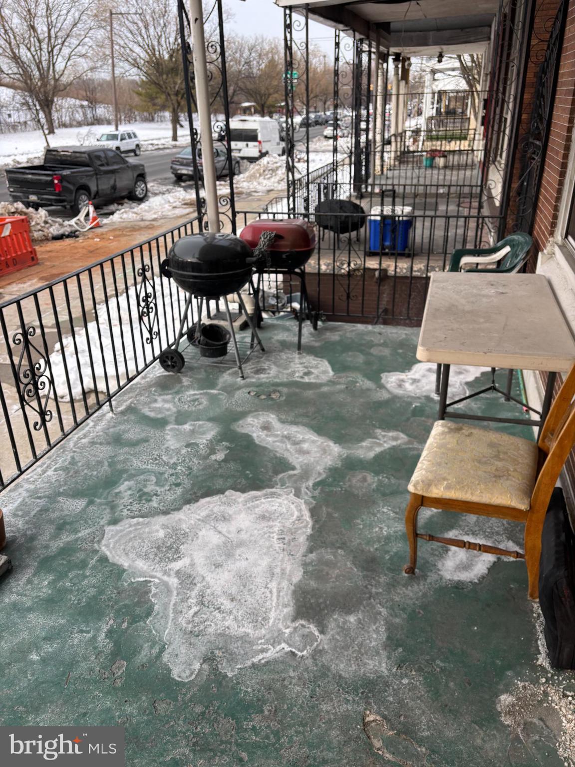 STRAWBERRY MANSION - Residential