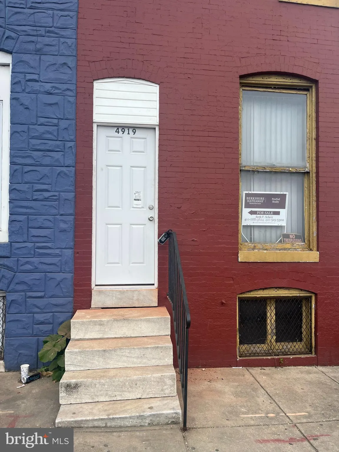 Baltimore, Maryland 21224, United States, 3 Bedrooms Bedrooms, ,1 BathroomBathrooms,Residential,Pending,185000