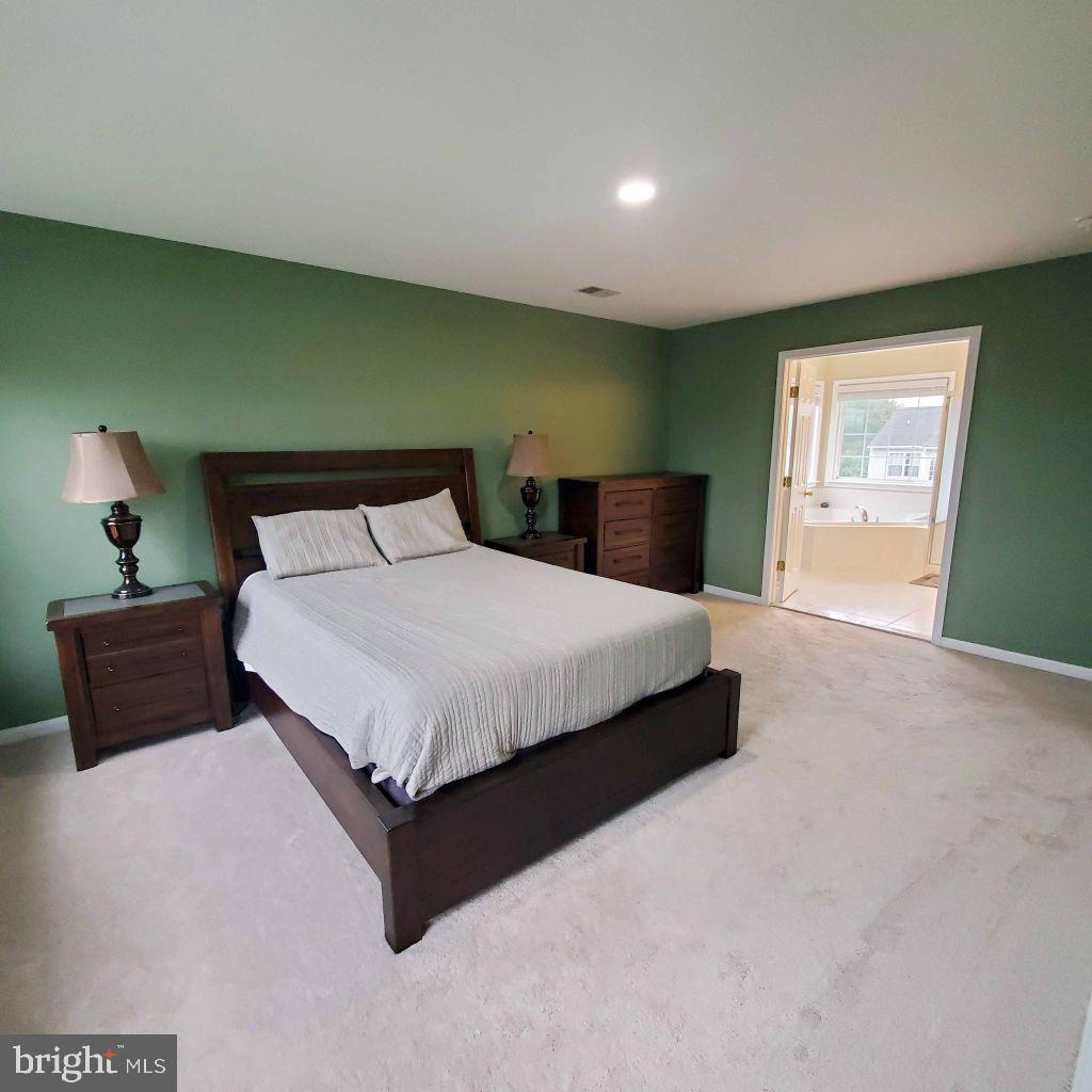 HIRST FARM - Residential