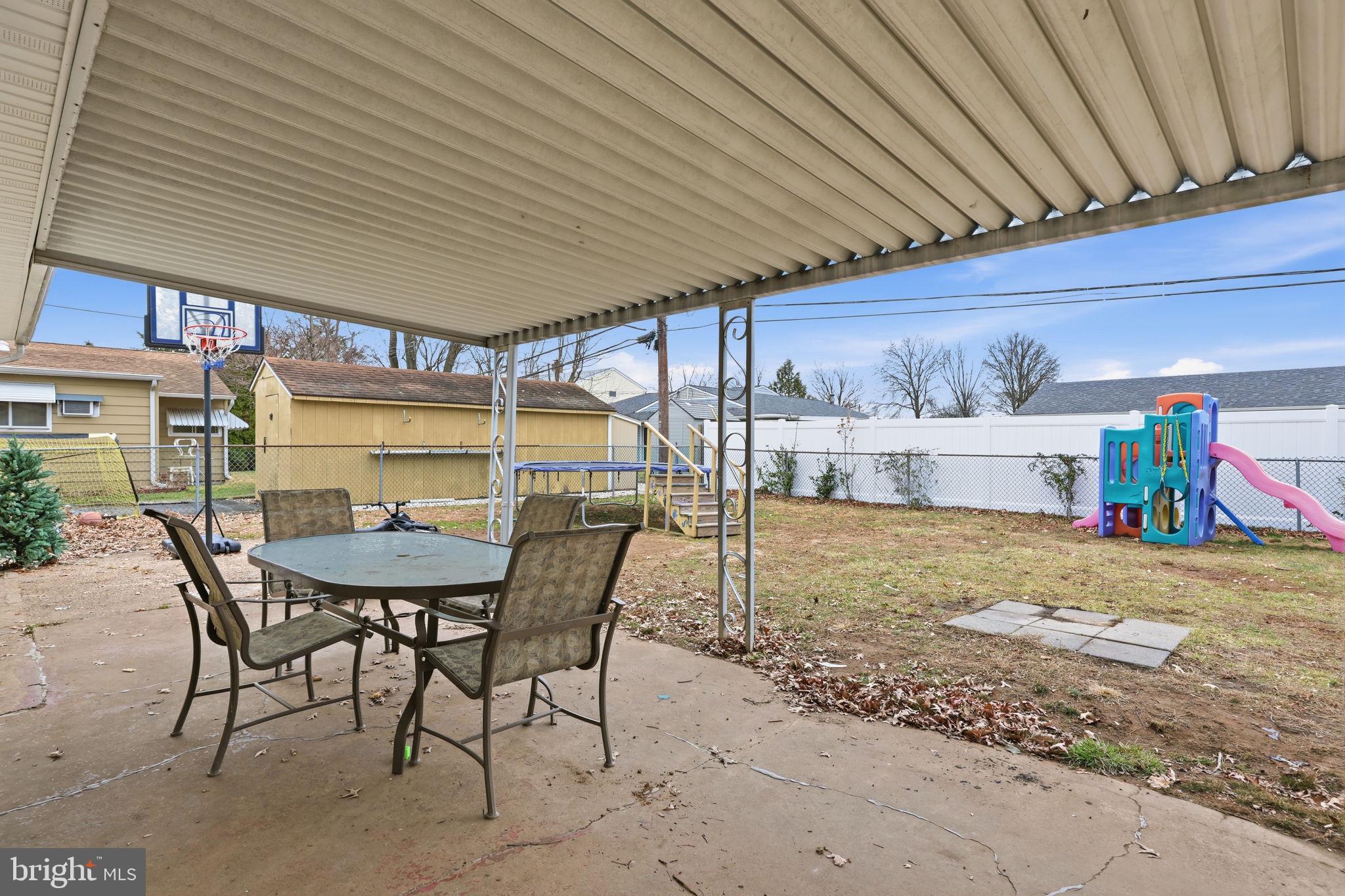 STONEYBROOK - Residential