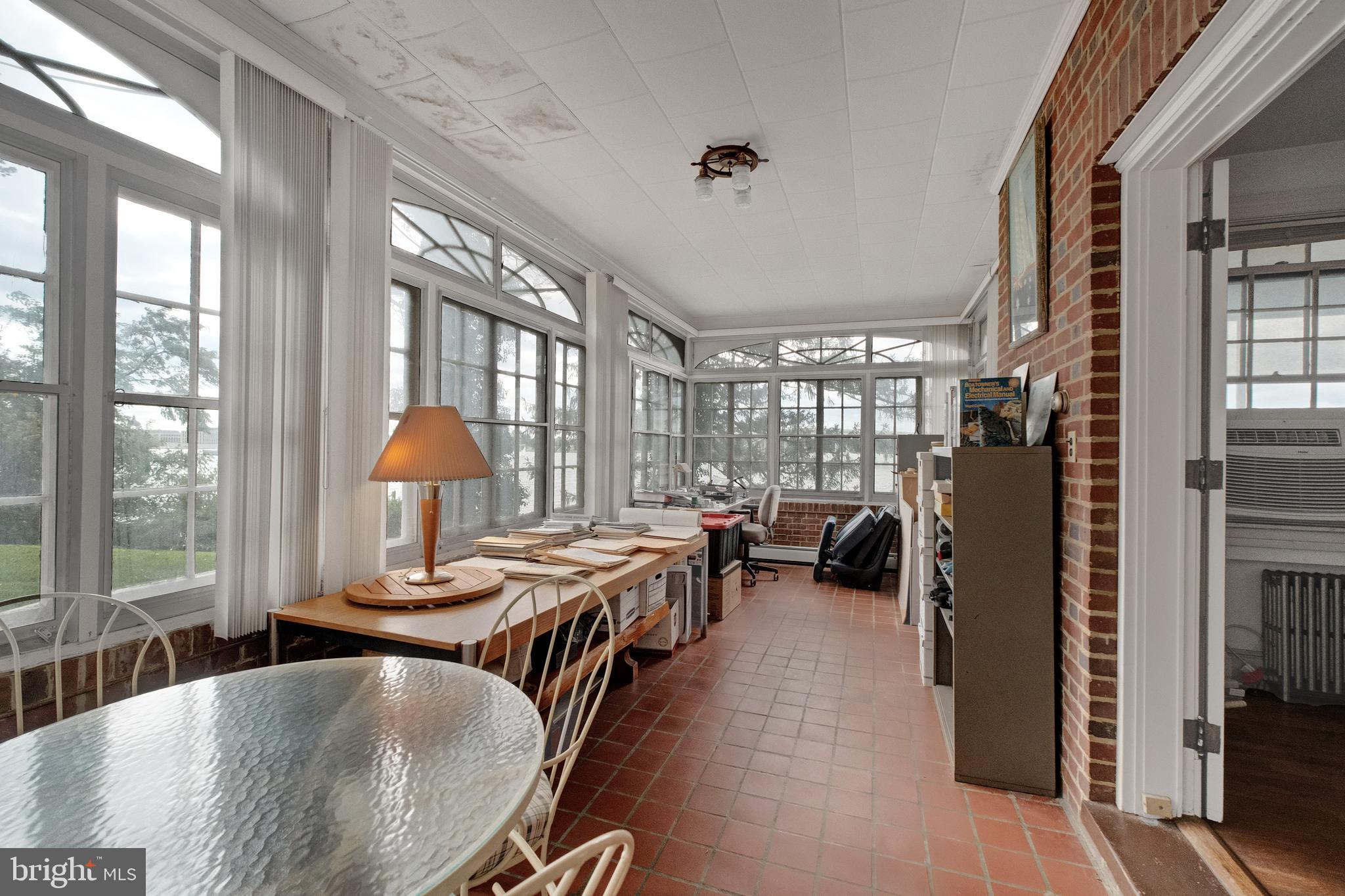 FERRY FARMS - Residential