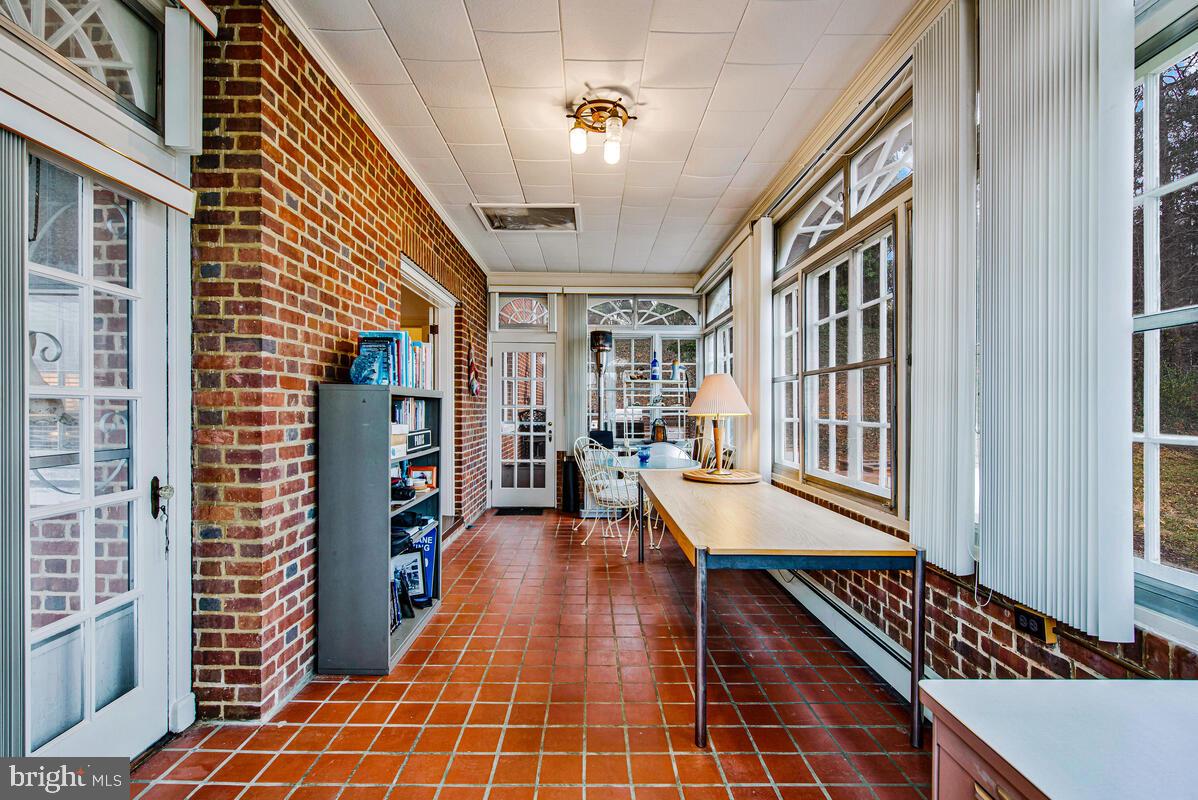 FERRY FARMS - Residential