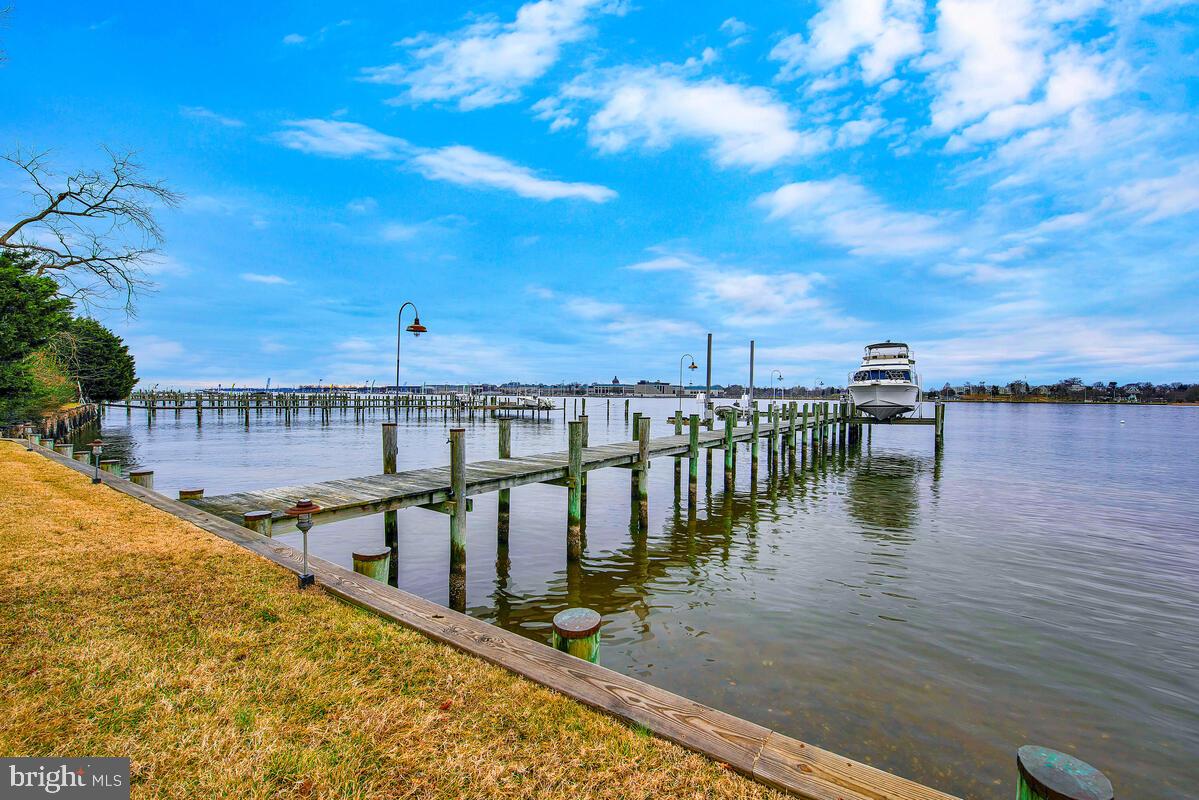 FERRY FARMS - Residential