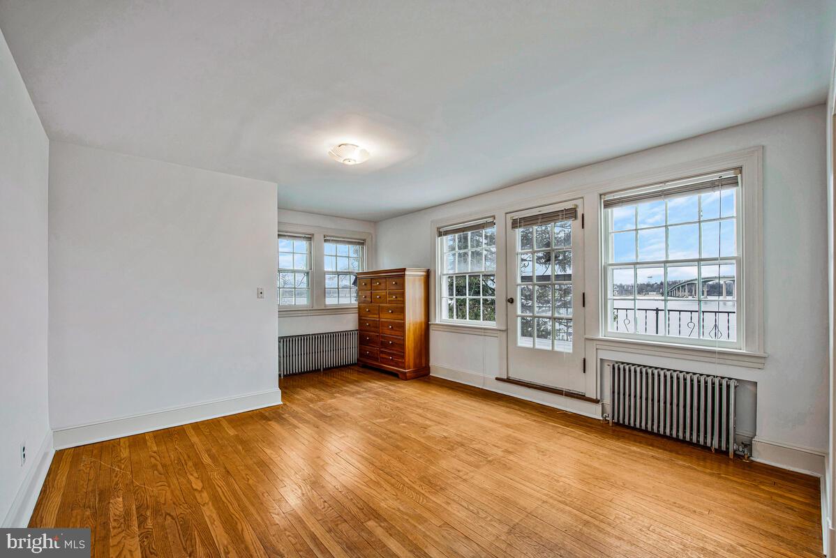 FERRY FARMS - Residential