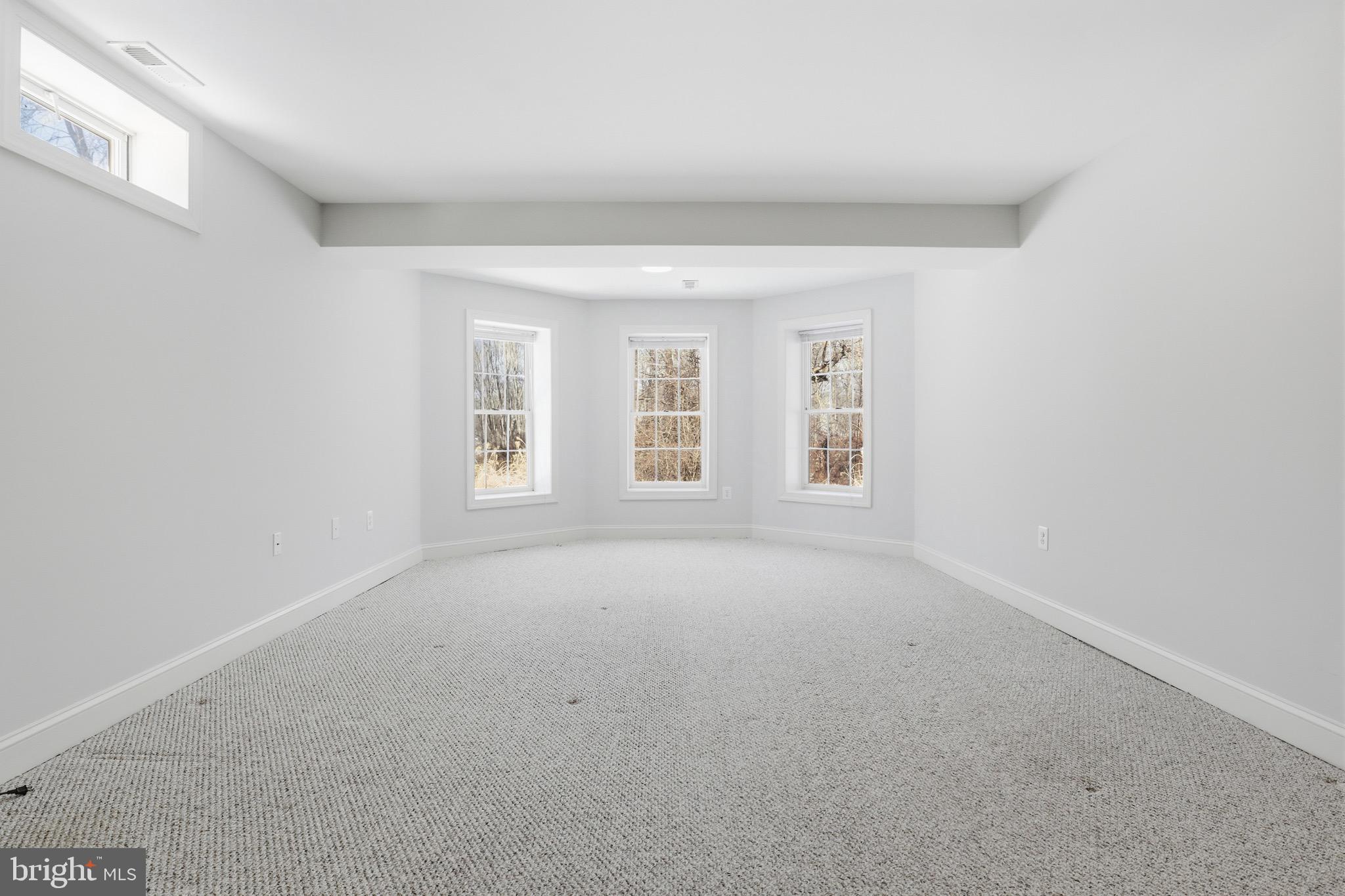 WILLOWS OF POTOMAC - Residential