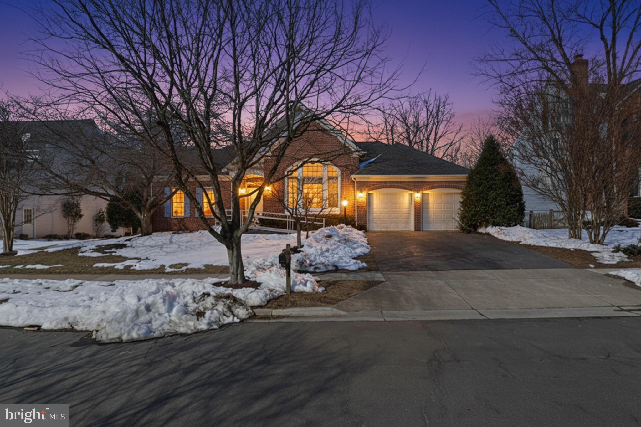 WILLOWS OF POTOMAC - Residential