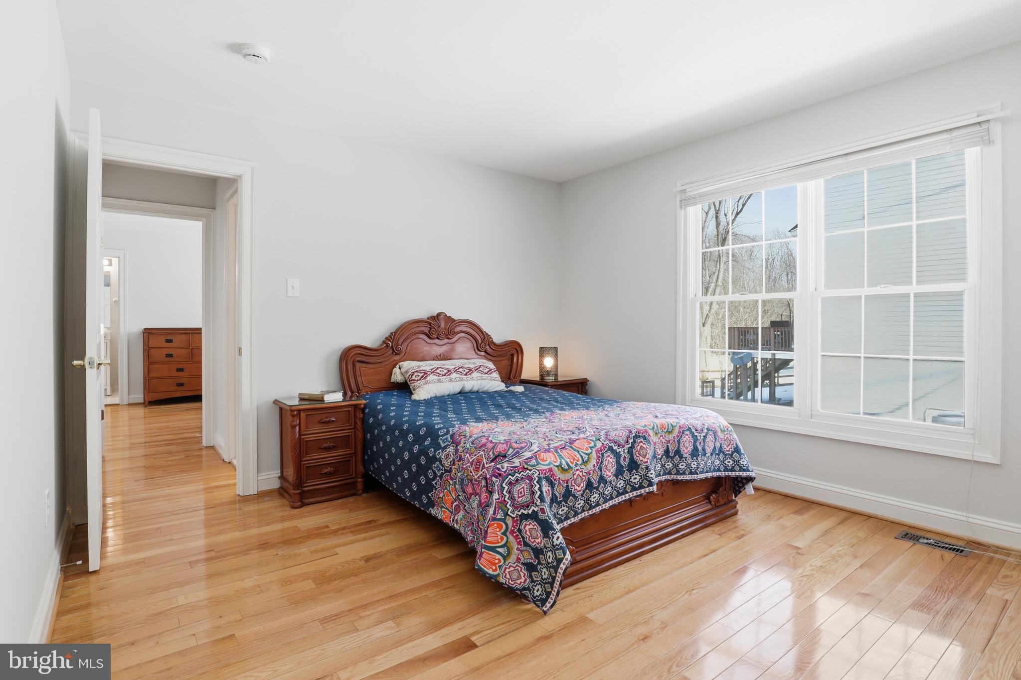 WILLOWS OF POTOMAC - Residential