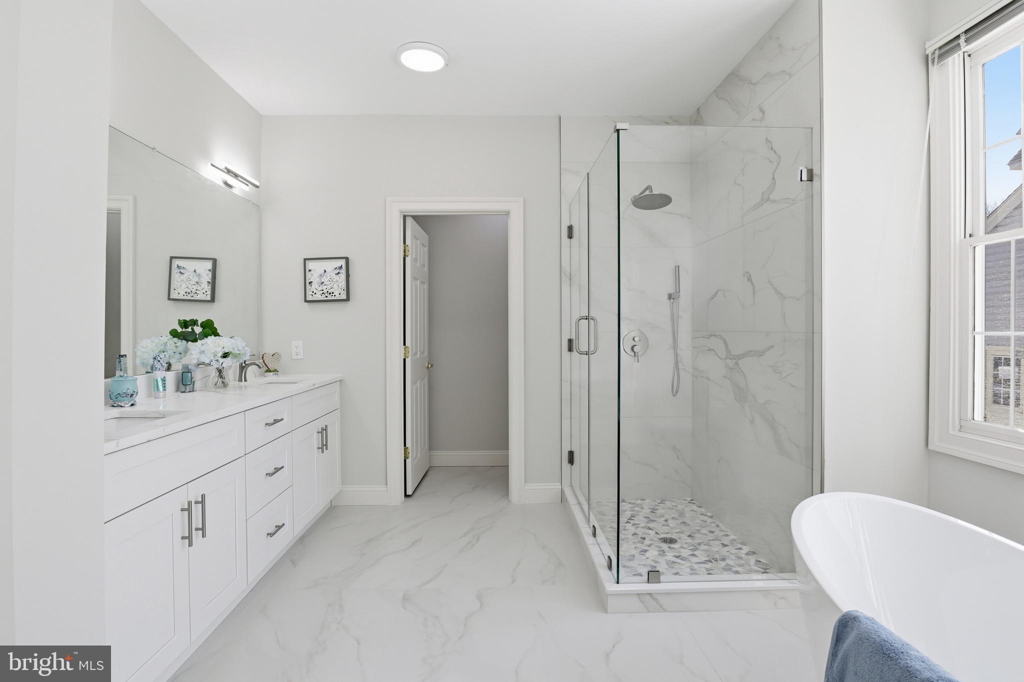 WILLOWS OF POTOMAC - Residential