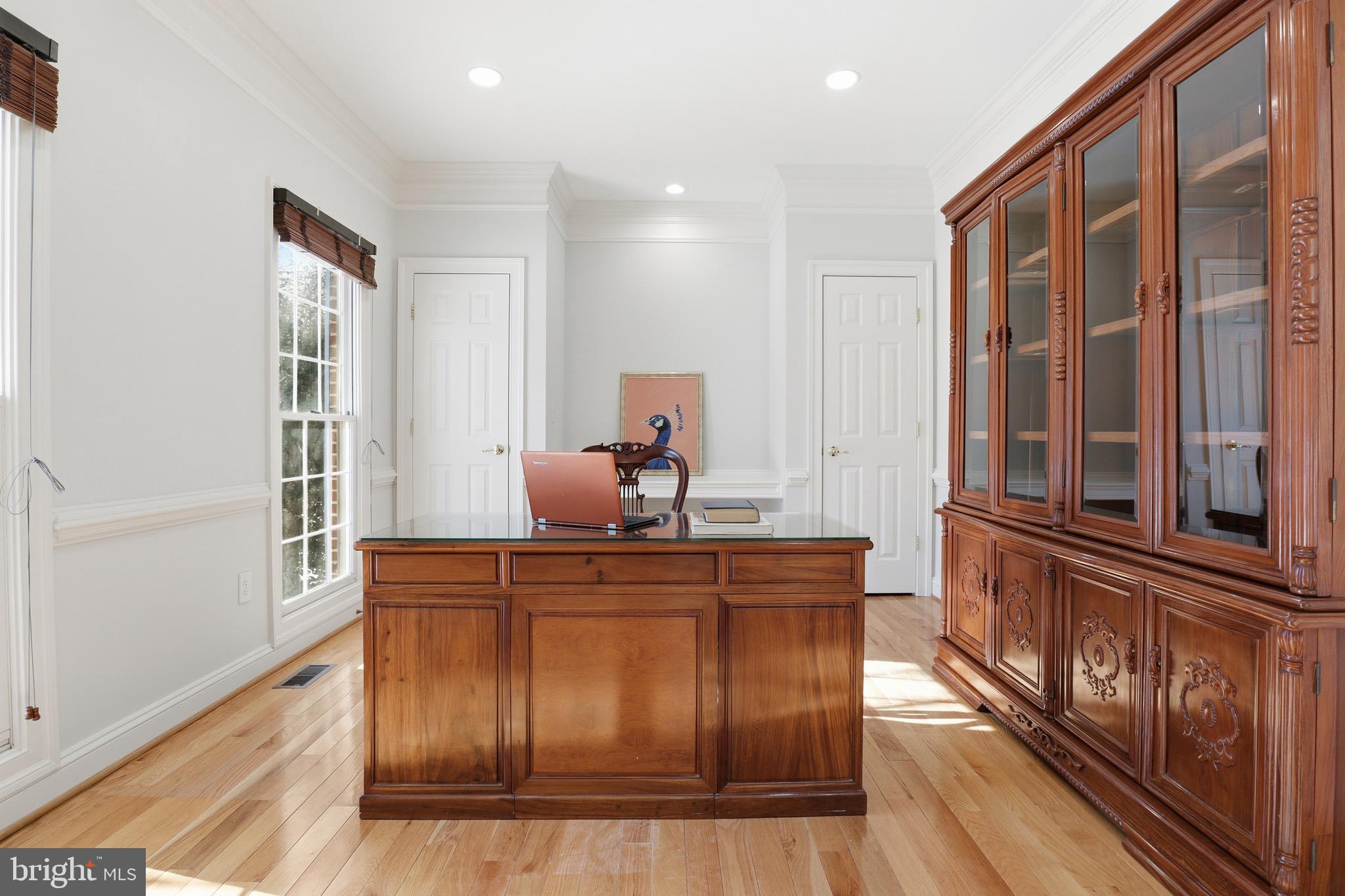 WILLOWS OF POTOMAC - Residential