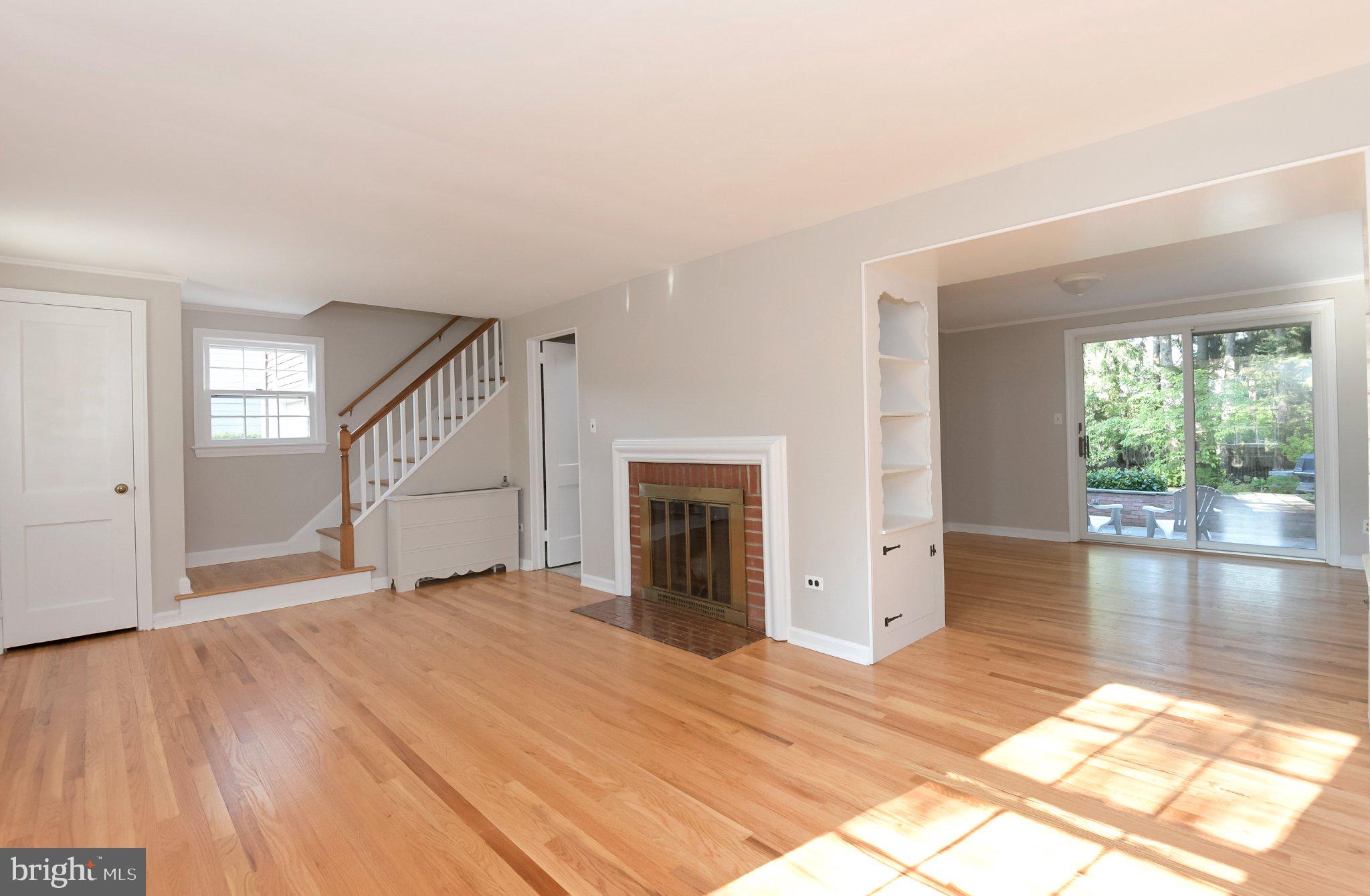 299 WALNUT LANE