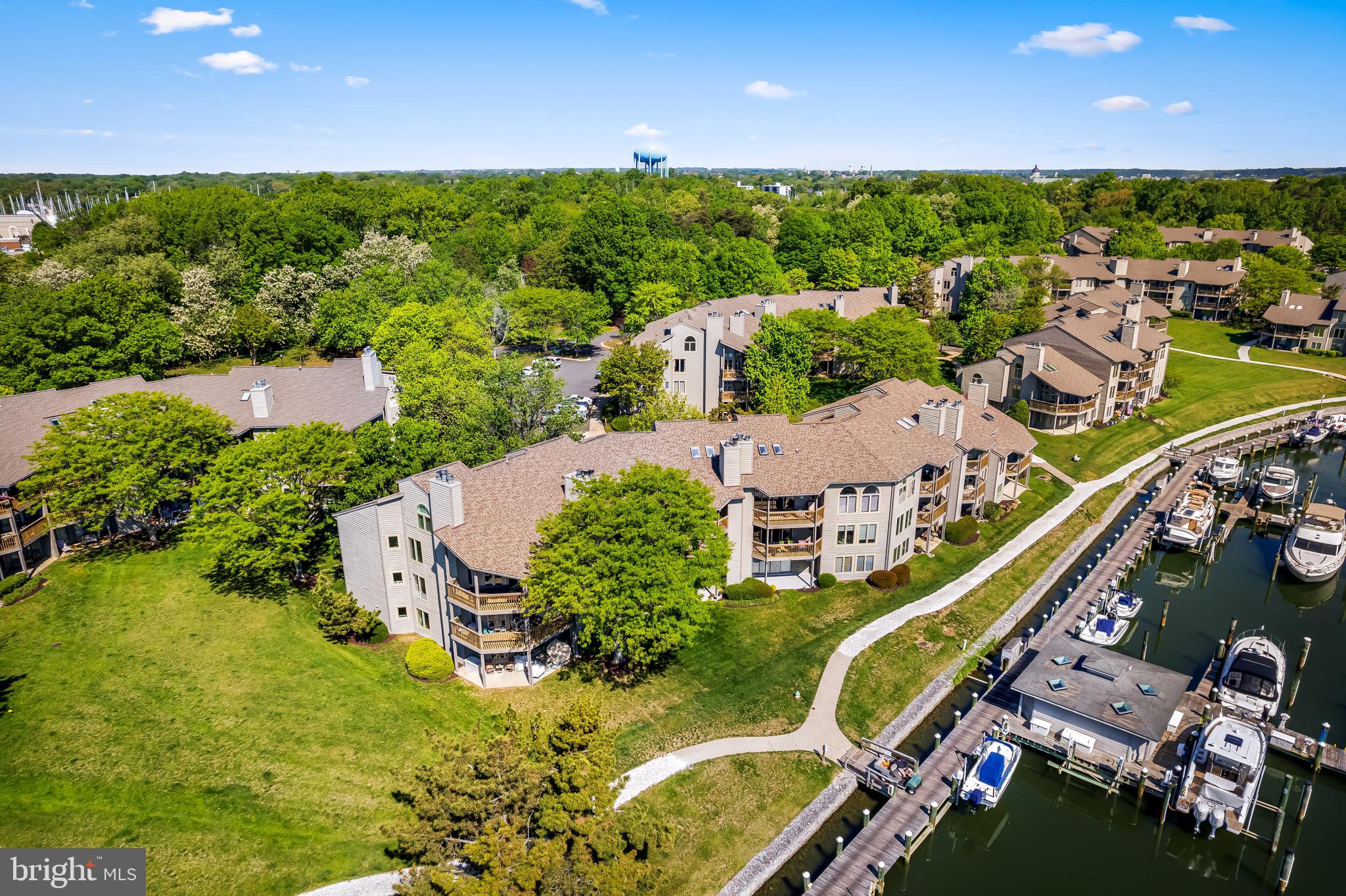 CHESAPEAKE HARBOUR - Residential