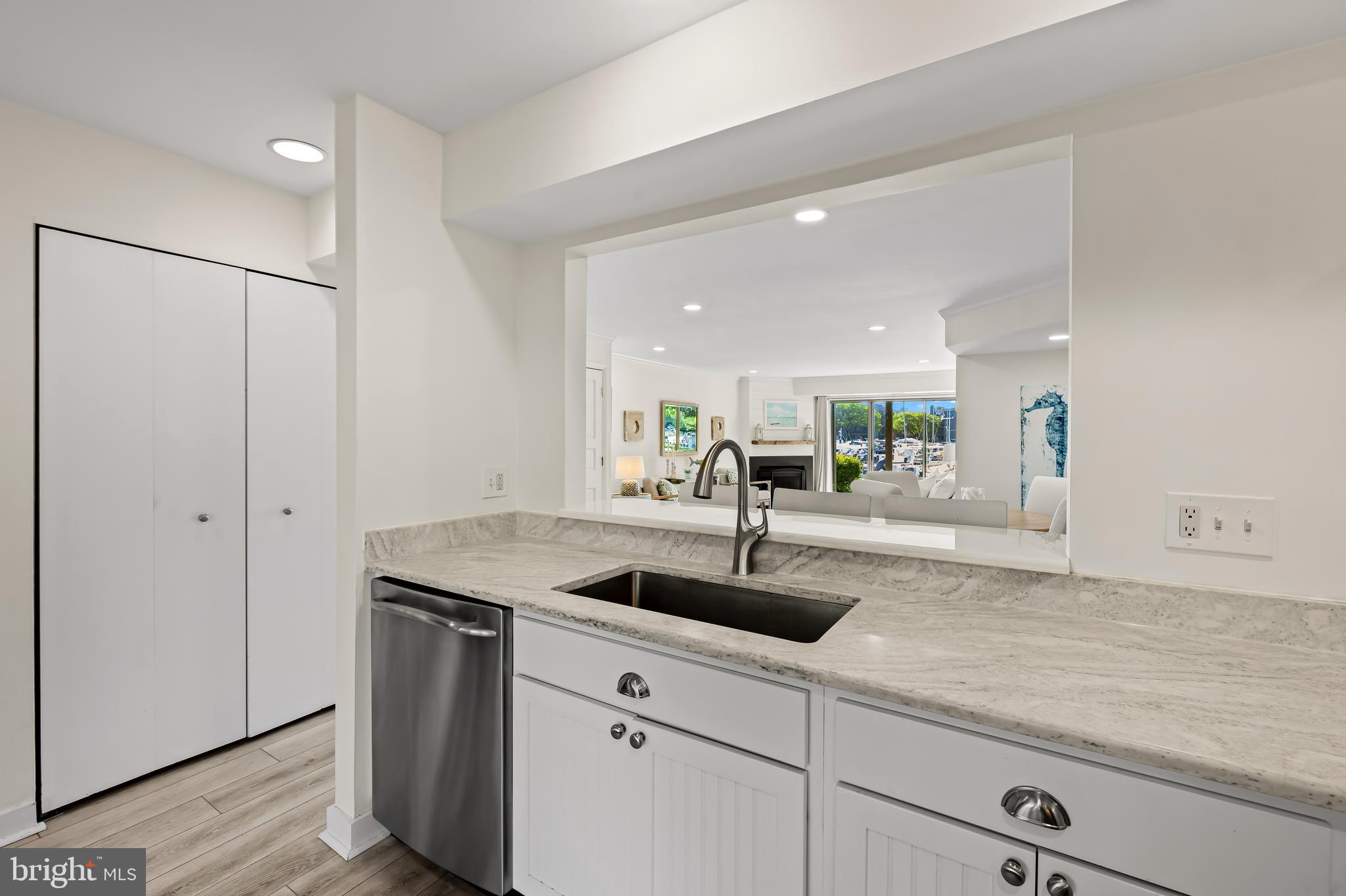 CHESAPEAKE HARBOUR - Residential