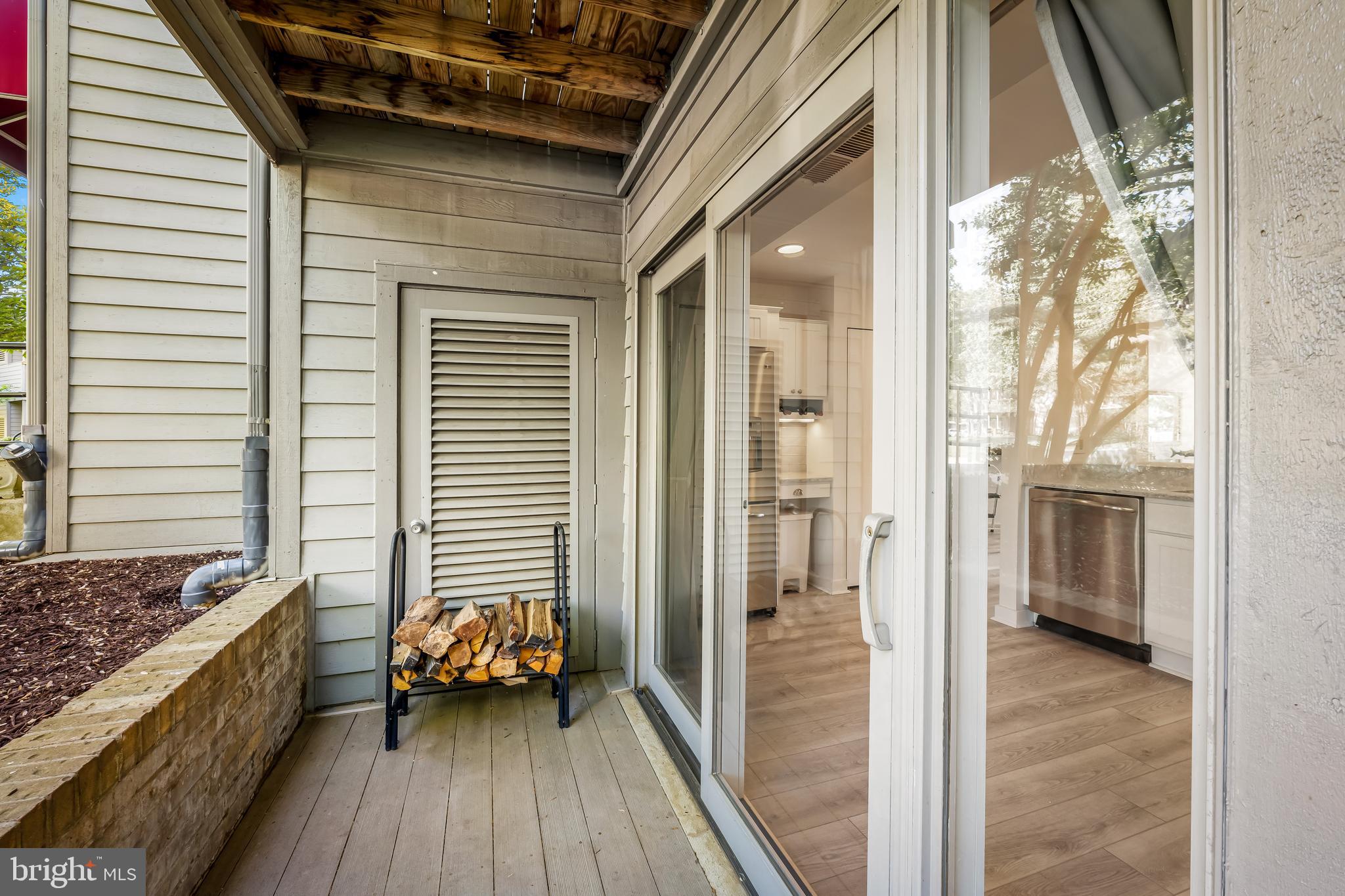 CHESAPEAKE HARBOUR - Residential
