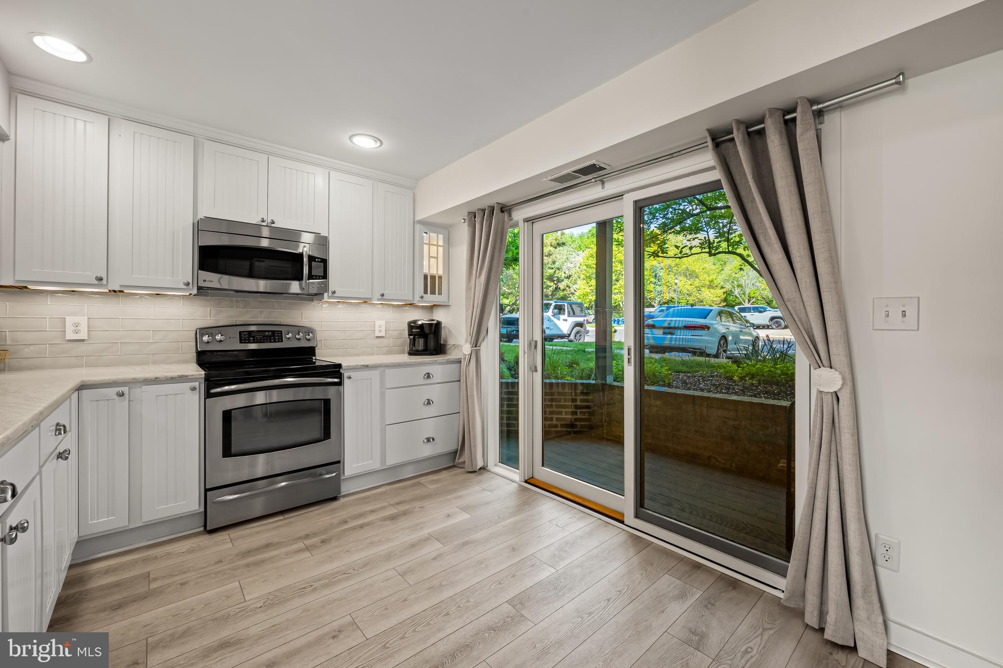 CHESAPEAKE HARBOUR - Residential