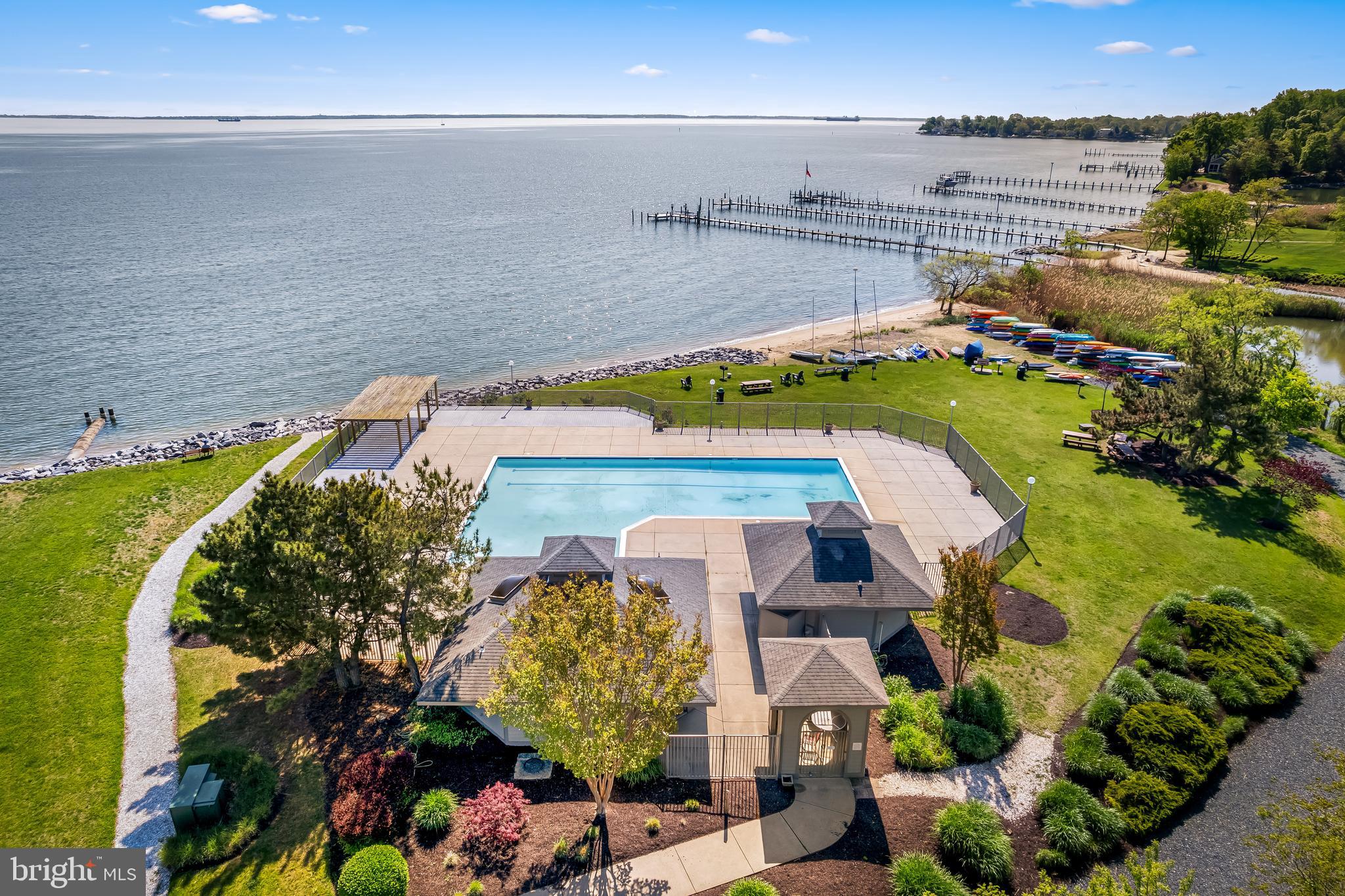CHESAPEAKE HARBOUR - Residential