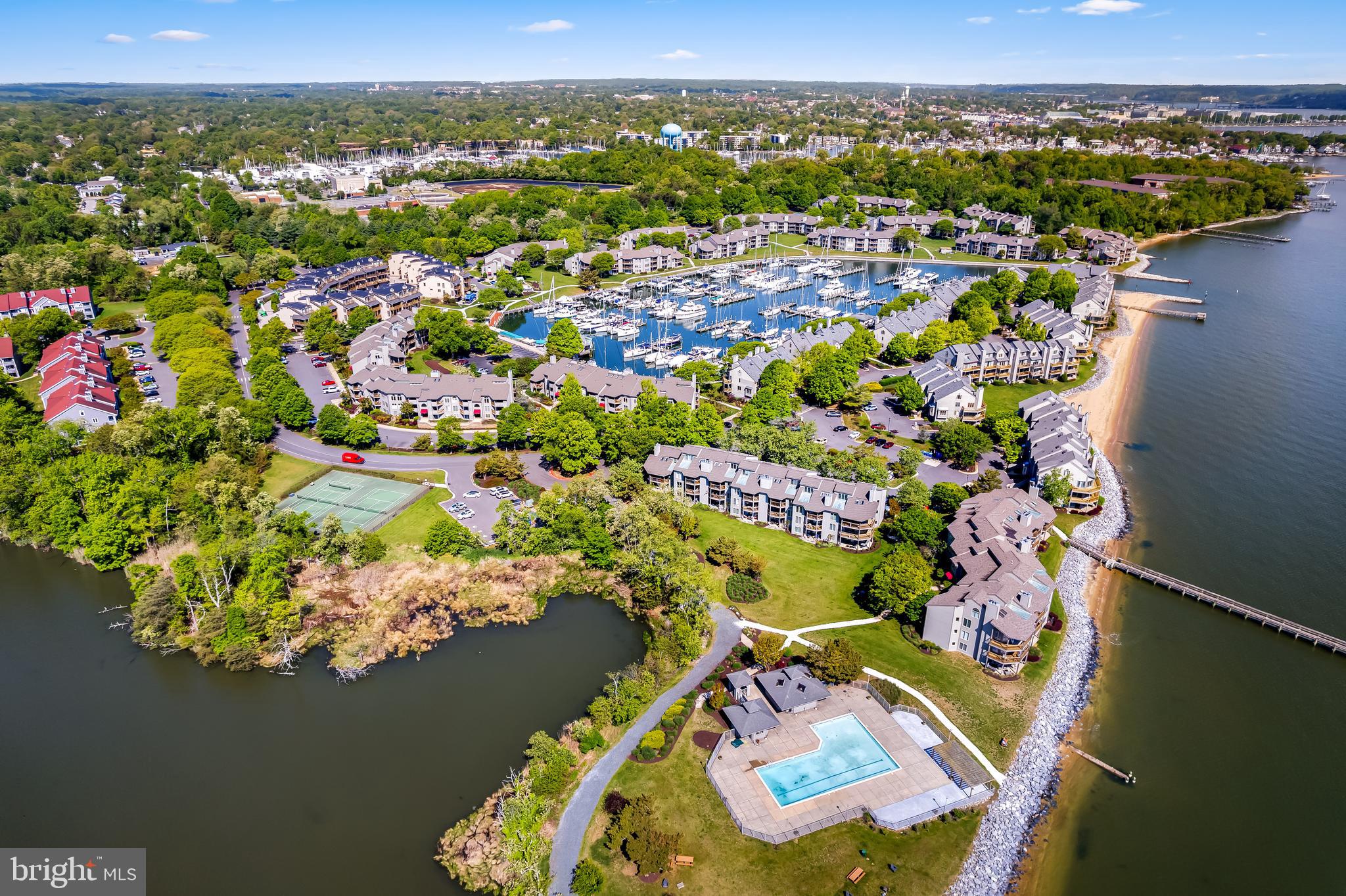 CHESAPEAKE HARBOUR - Residential