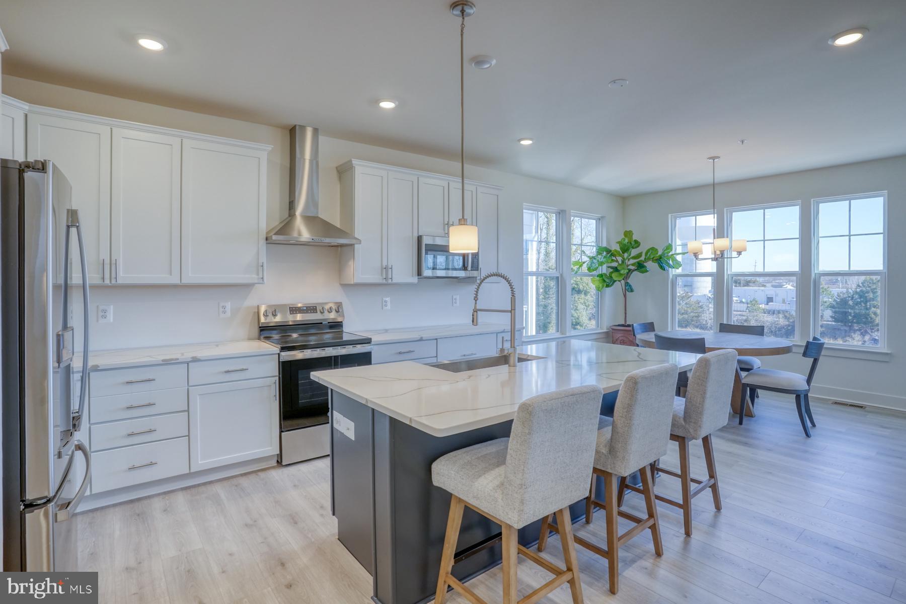 OYSTER HOUSE VILLAGE - Residential