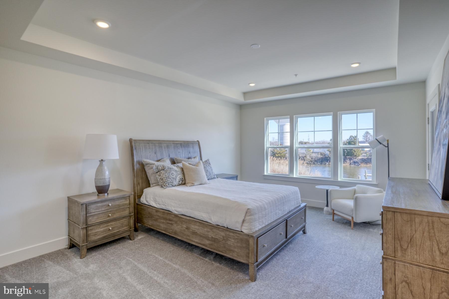 OYSTER HOUSE VILLAGE - Residential