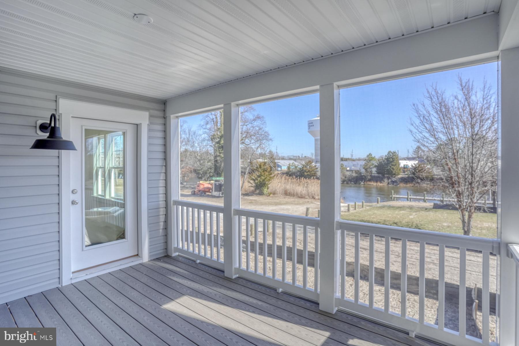 OYSTER HOUSE VILLAGE - Residential