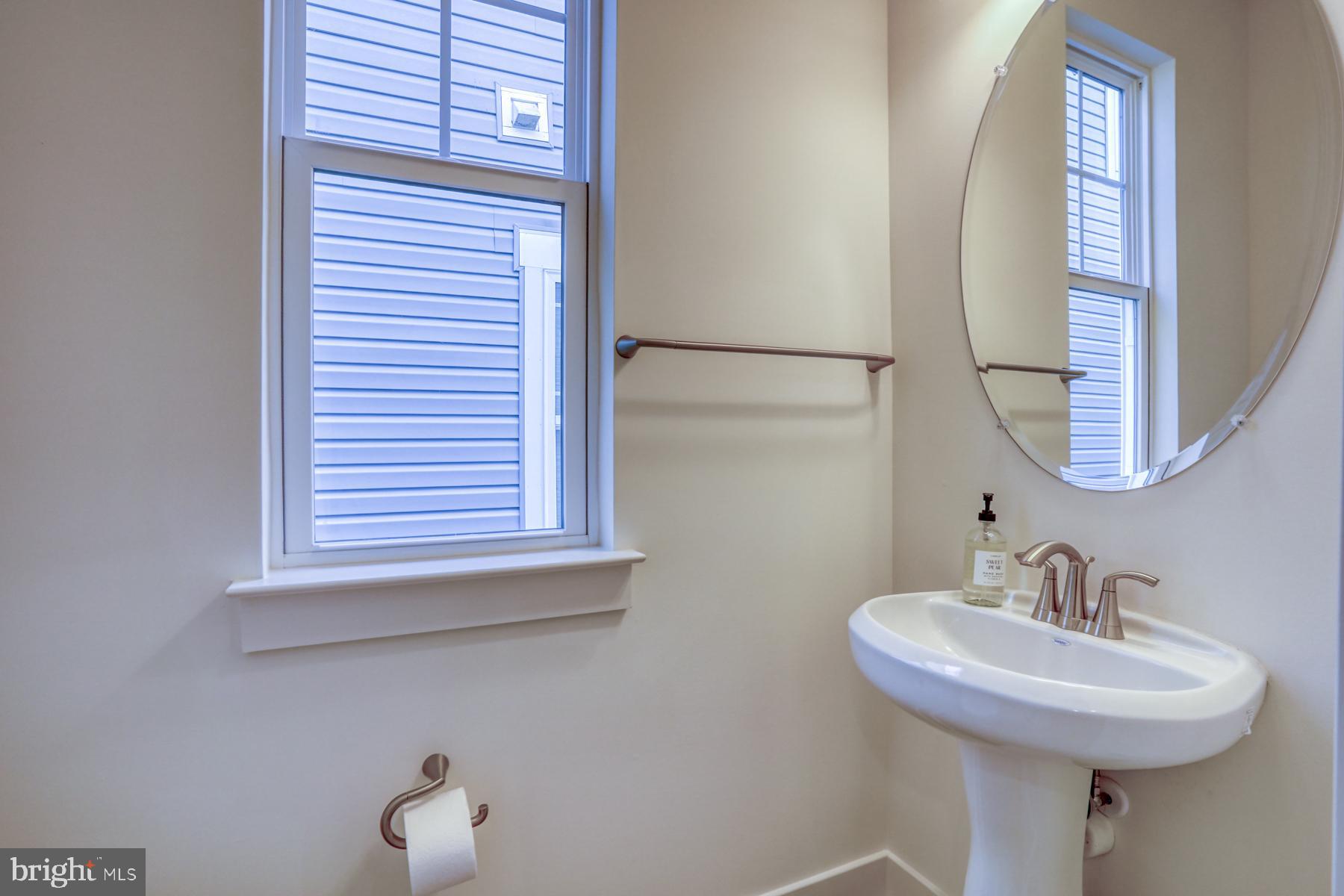 OYSTER HOUSE VILLAGE - Residential