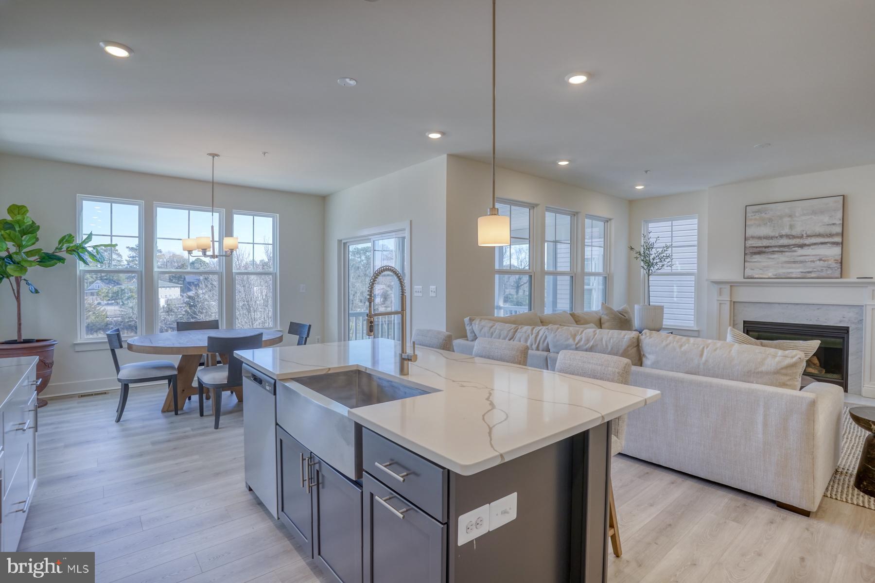 OYSTER HOUSE VILLAGE - Residential