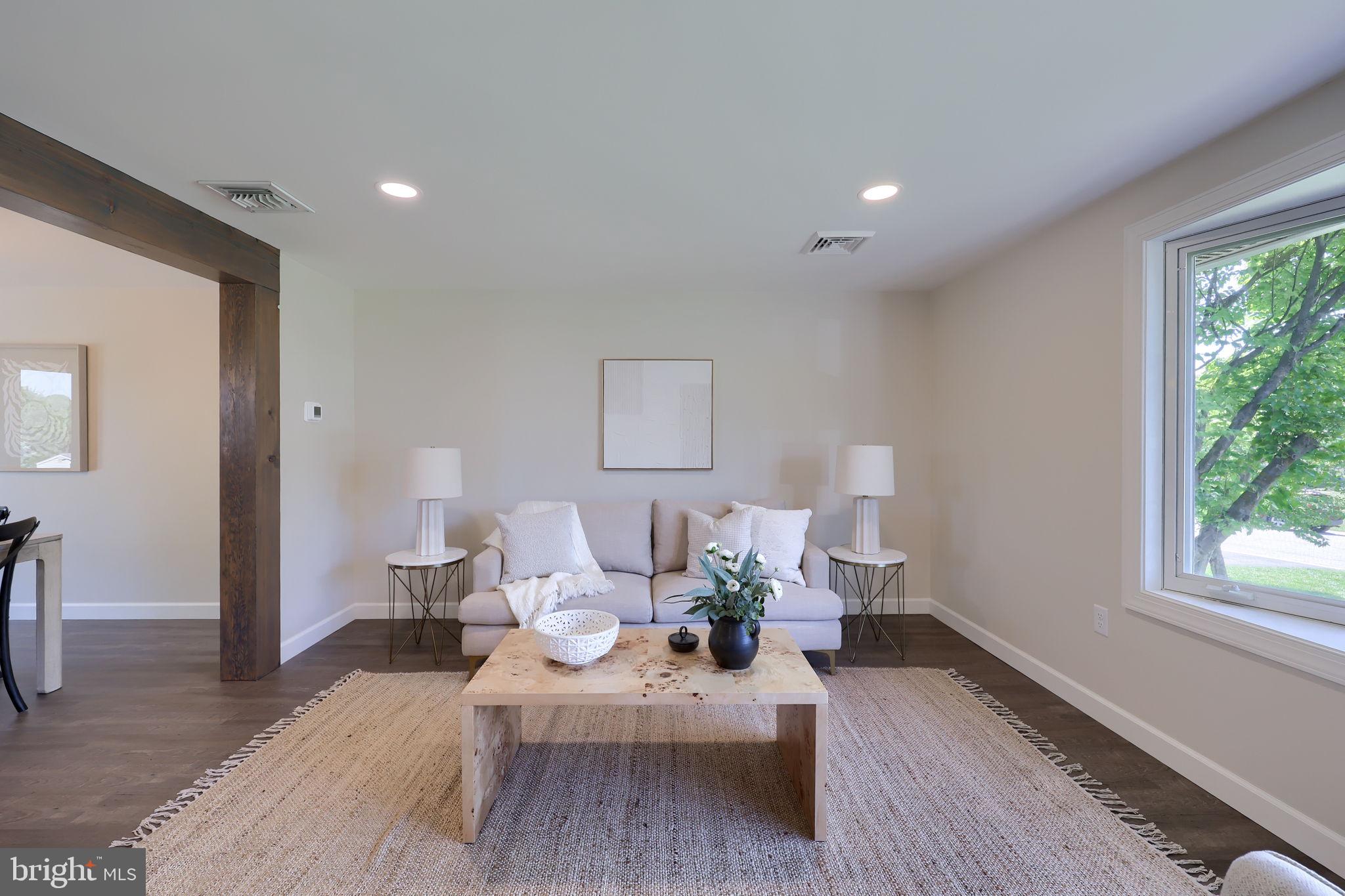SUNSET TERRACE - Residential