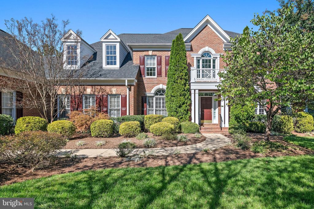 Photo of 712 Childs Point Road, ANNAPOLIS, MD 21401 (MLS # MDAA2126134)