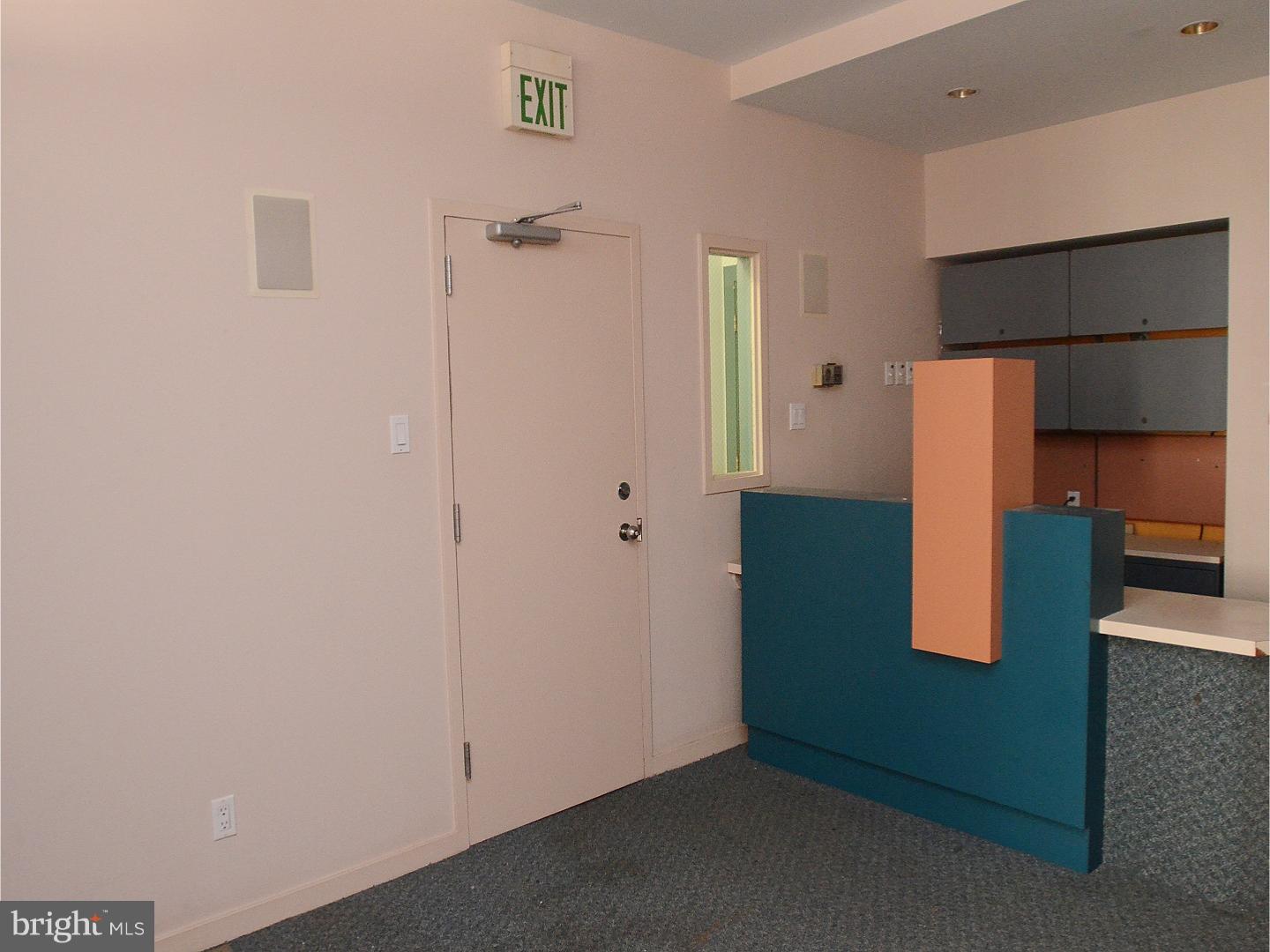 RITTENHOUSE SQUARE - Residential Income