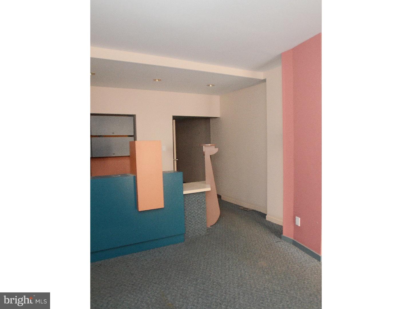 RITTENHOUSE SQUARE - Residential Income